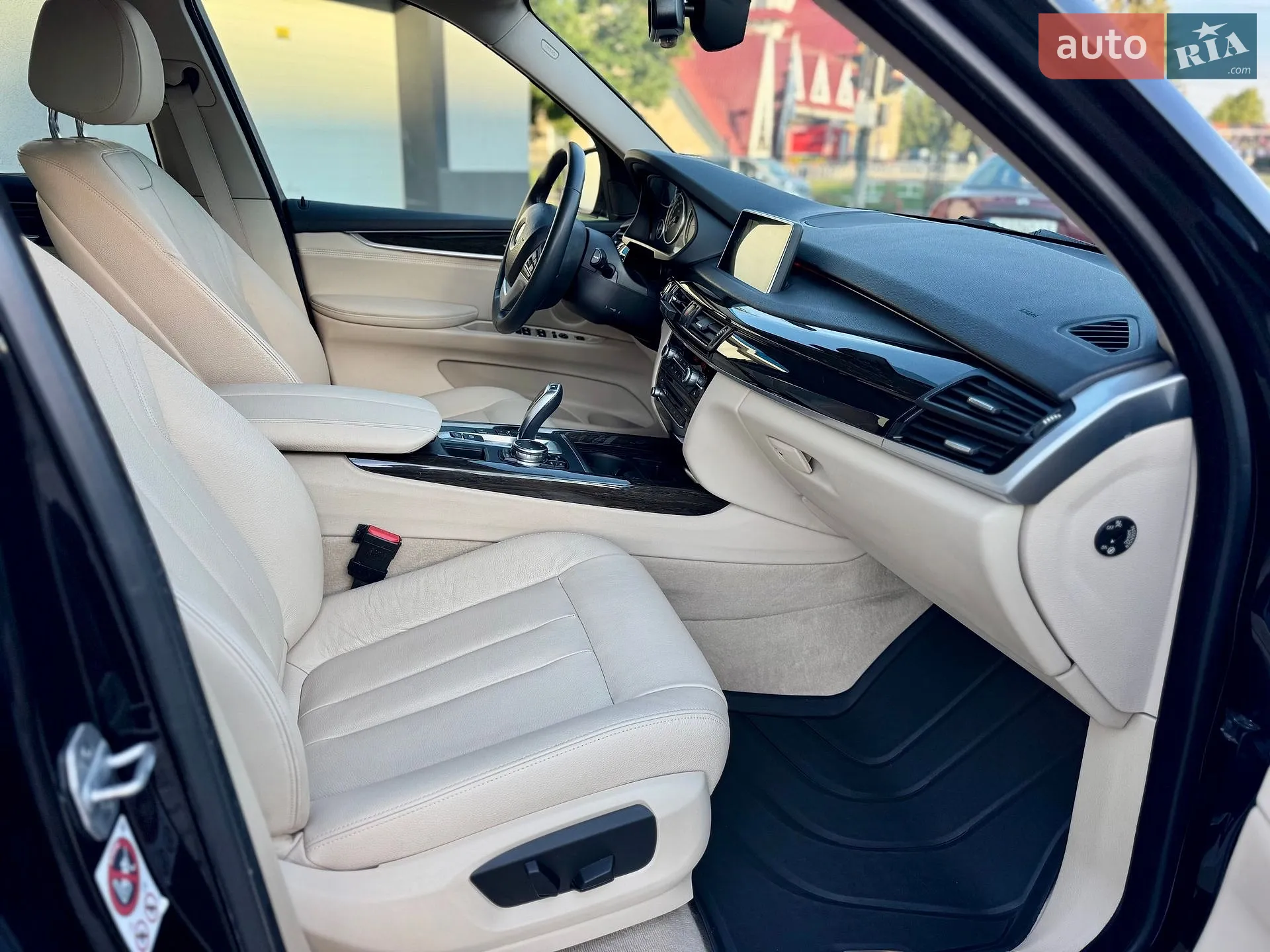 2015 BMW X5 - мініатюра 26