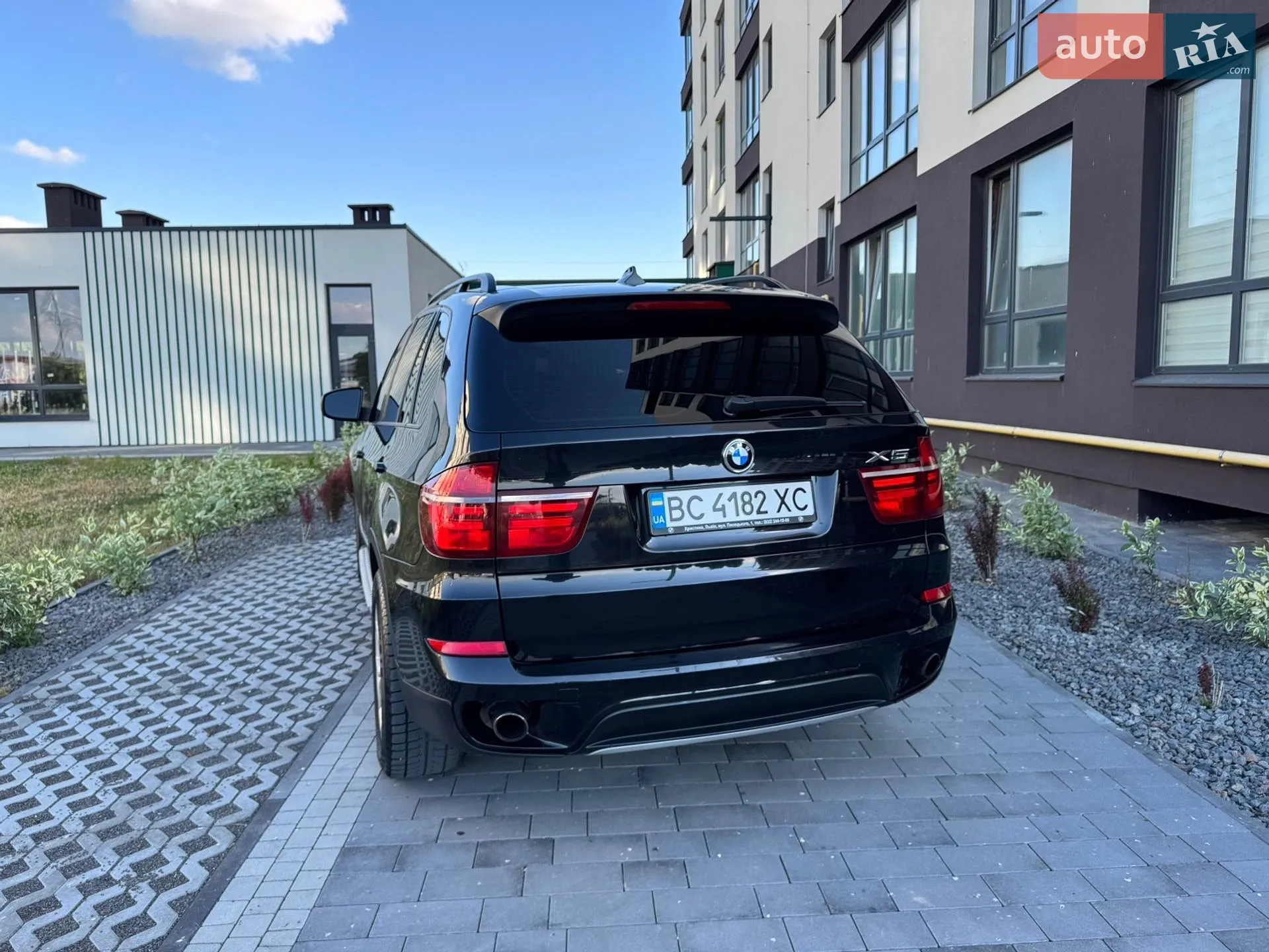 2010 BMW X5 - мініатюра 13