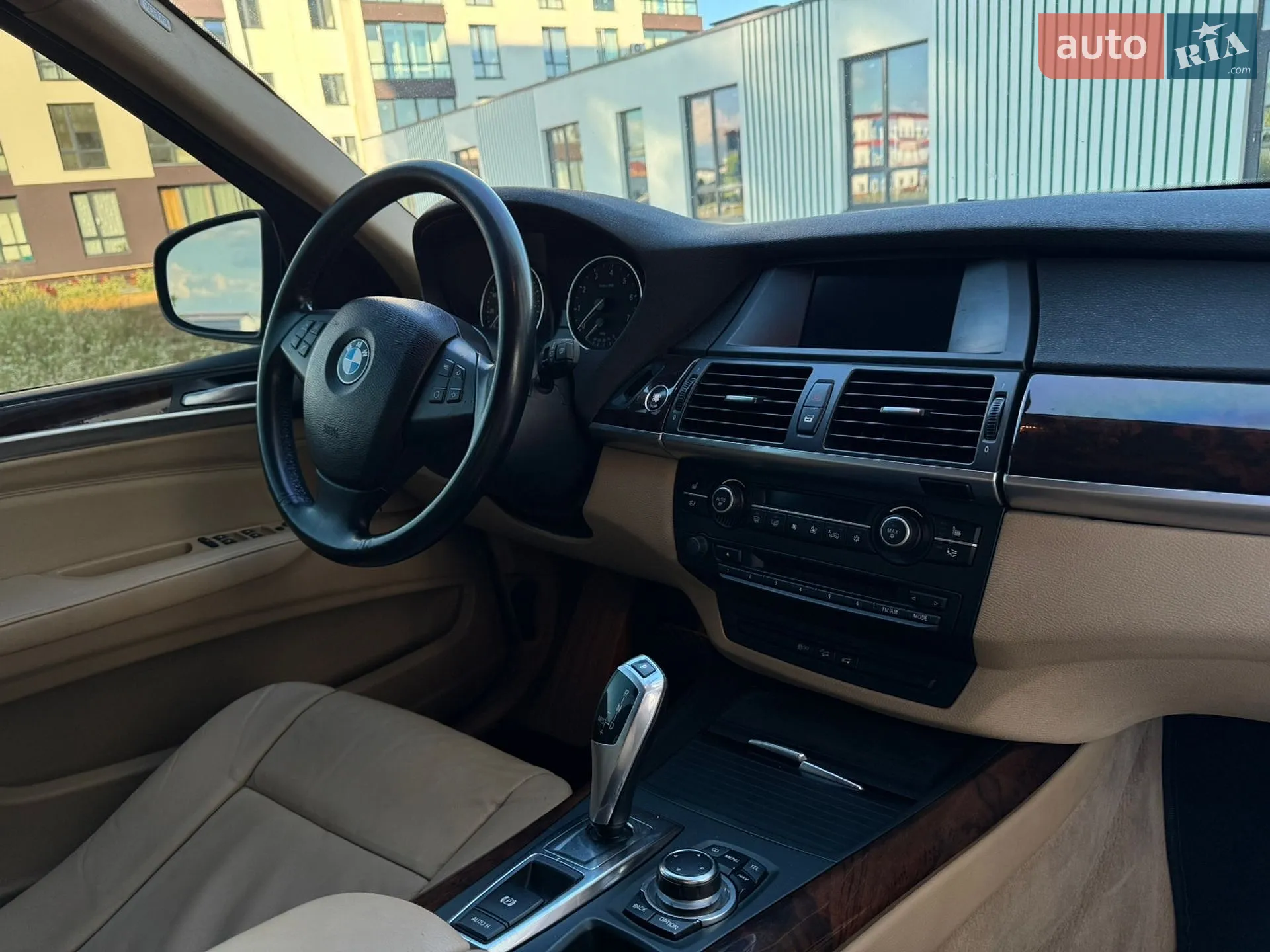 2010 BMW X5 - мініатюра 39