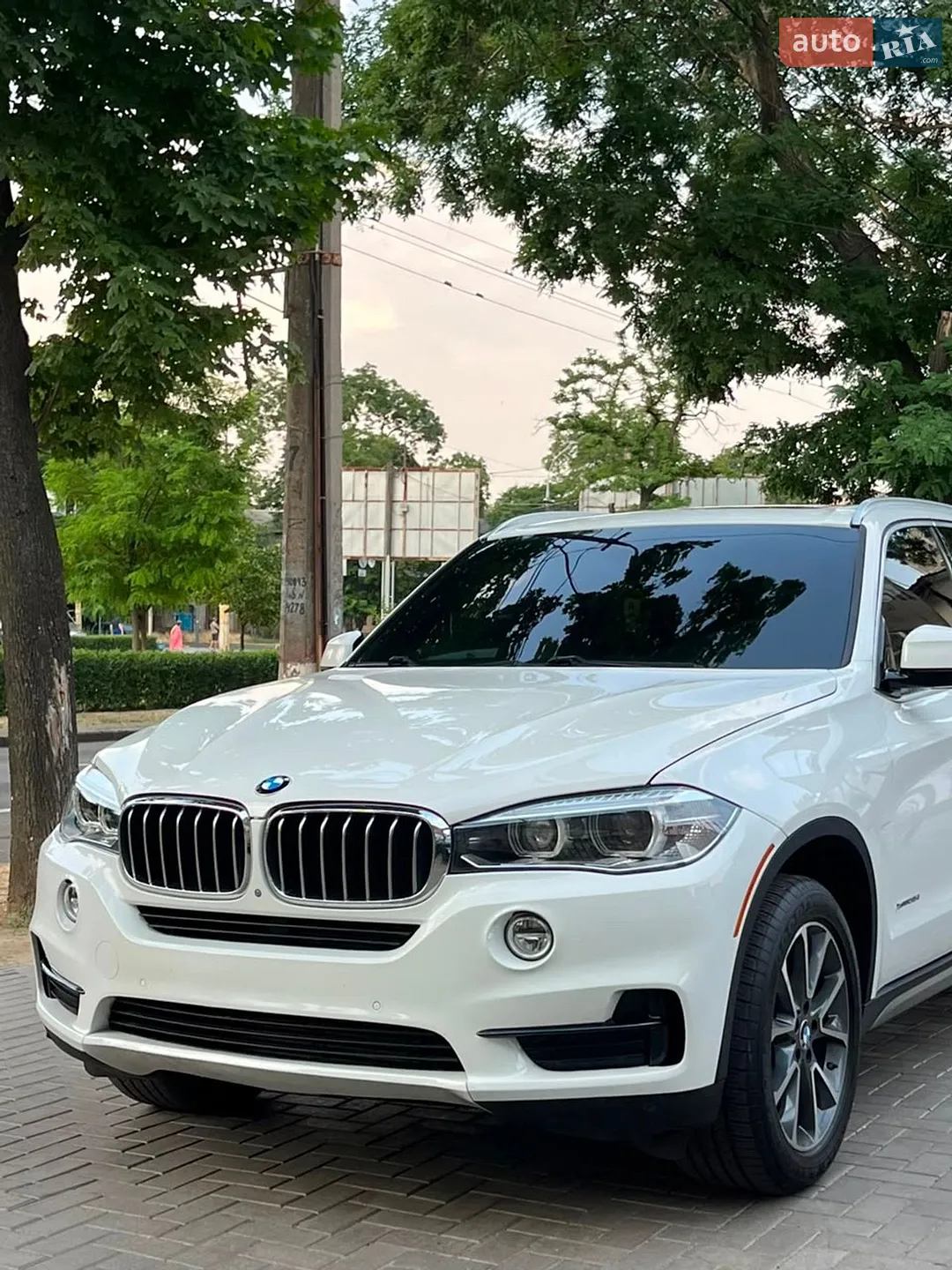 2016 BMW X5 - мініатюра 2