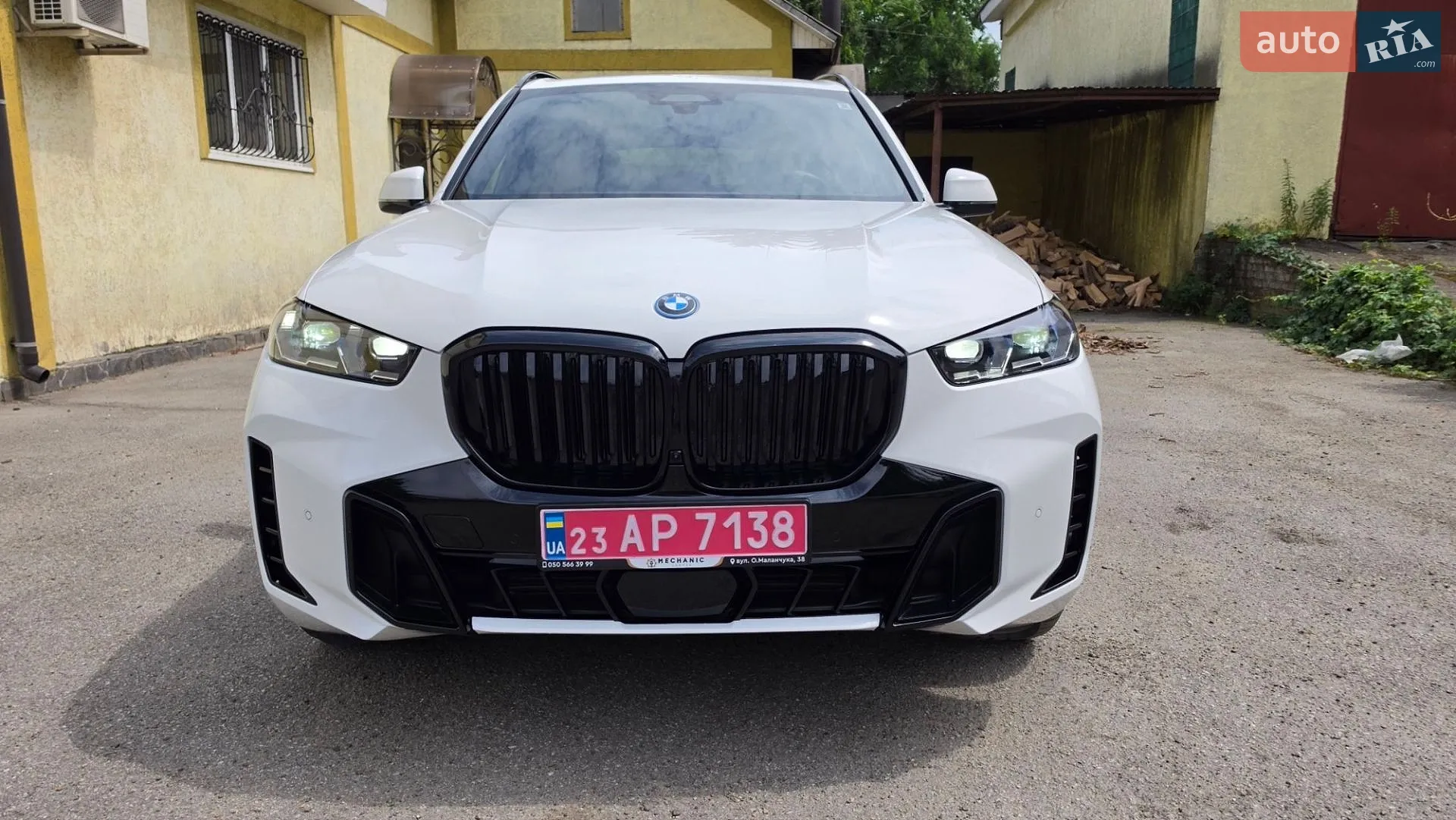 2025 BMW X5 - мініатюра 2