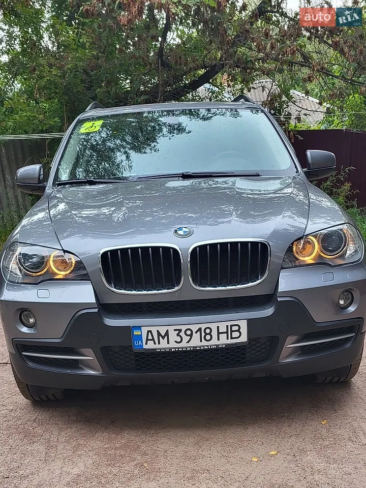 2010 BMW X5 - мініатюра 28