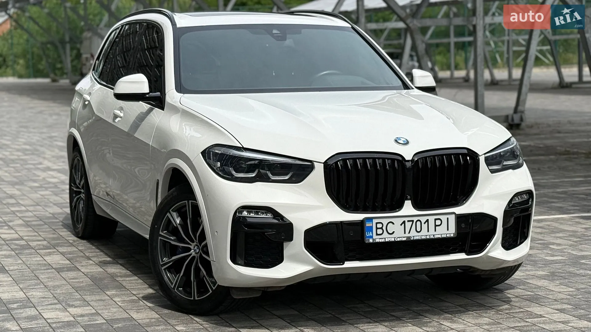 2021 BMW X5 - мініатюра 91