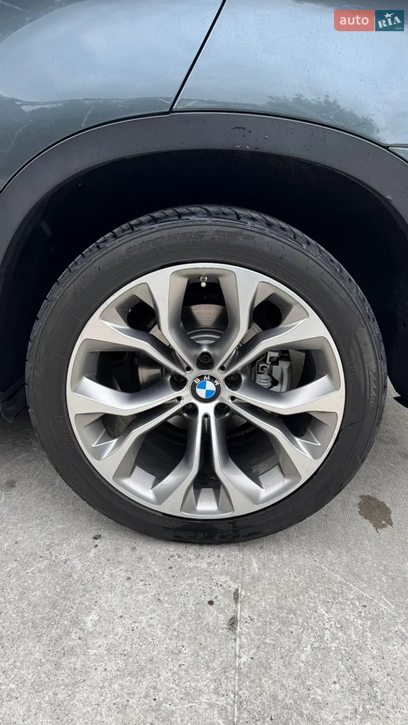 2010 BMW X5 - мініатюра 10