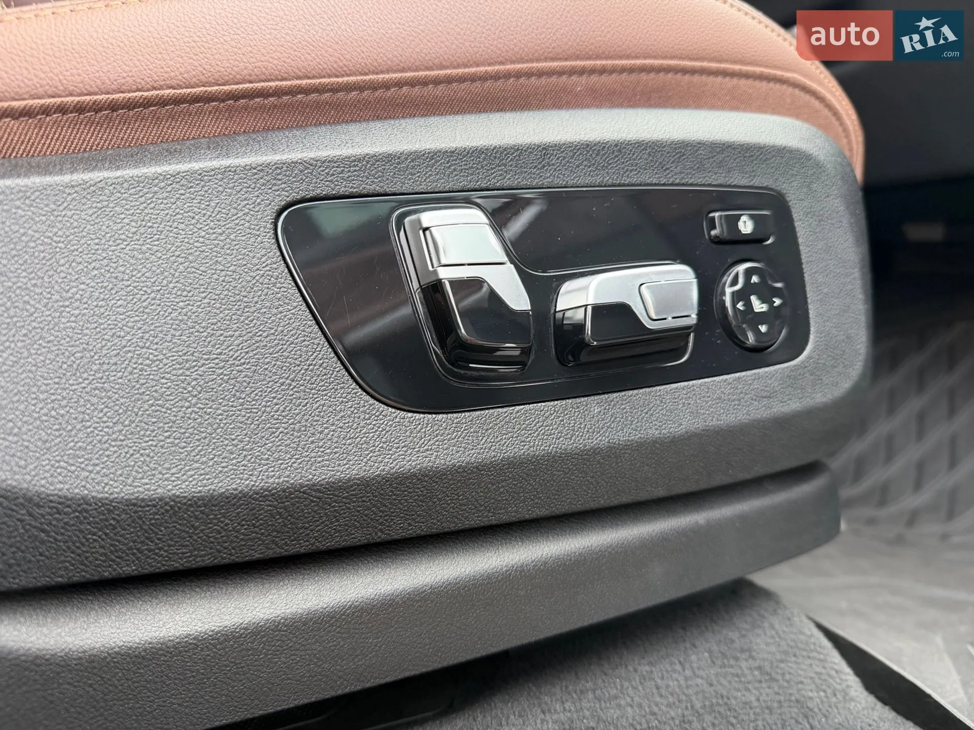 2019 BMW X5 - мініатюра 76