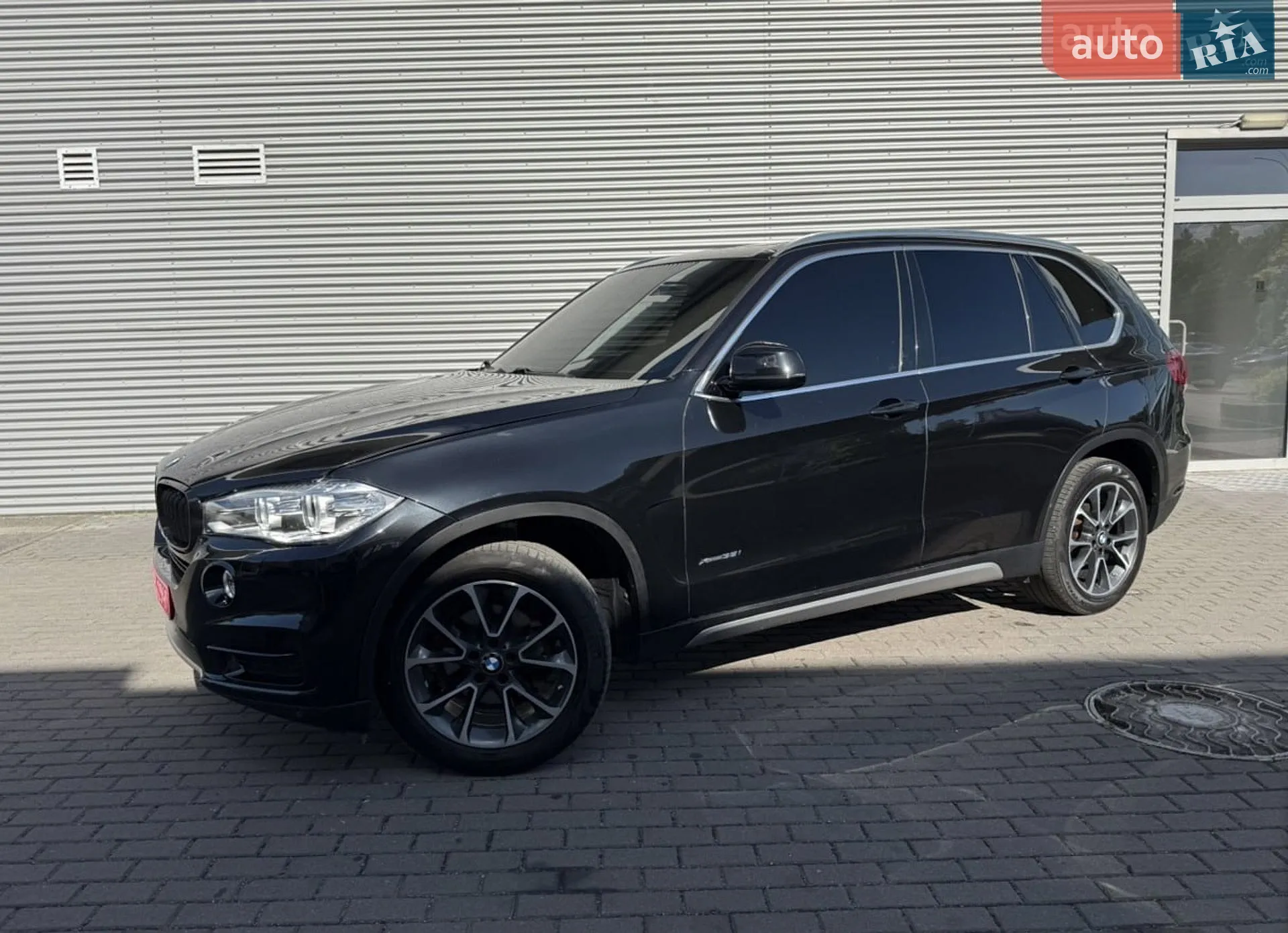 2016 BMW X5 - мініатюра 2