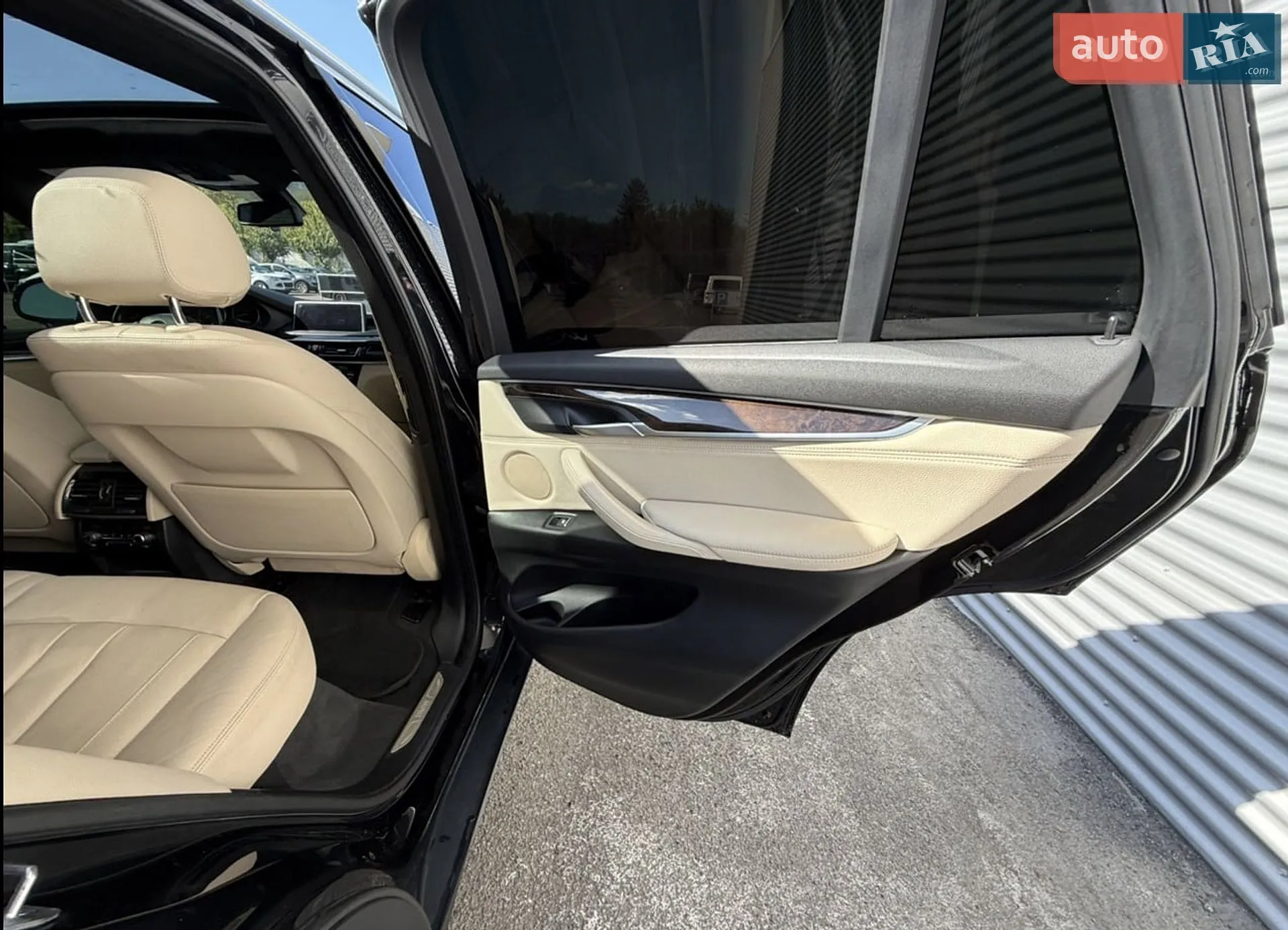 2016 BMW X5 - мініатюра 15