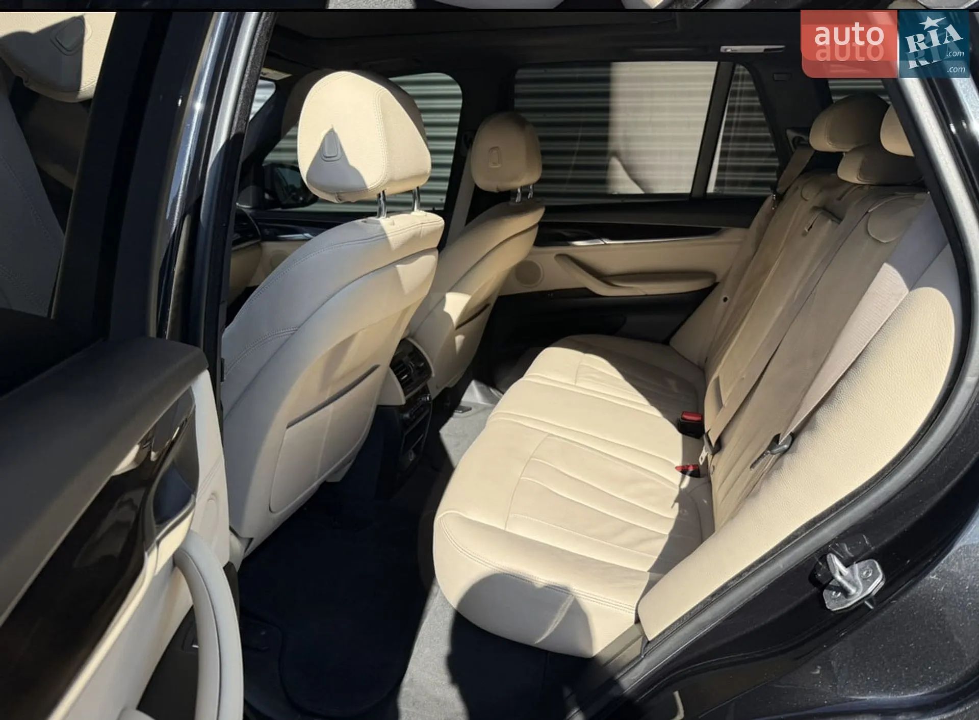 2016 BMW X5 - мініатюра 26