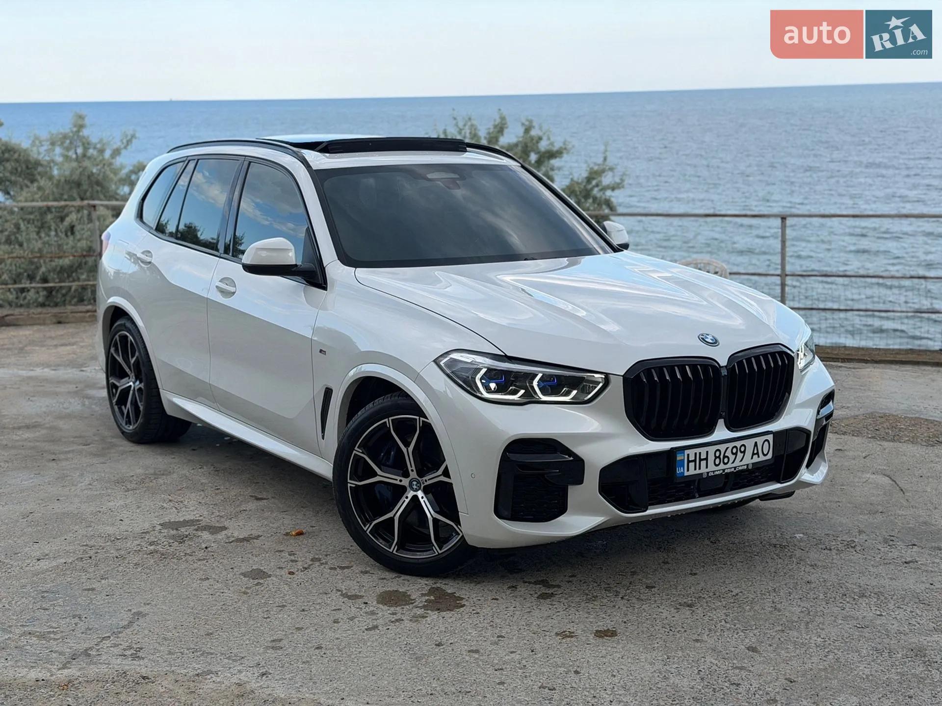 2022 BMW X5 - фото 1
