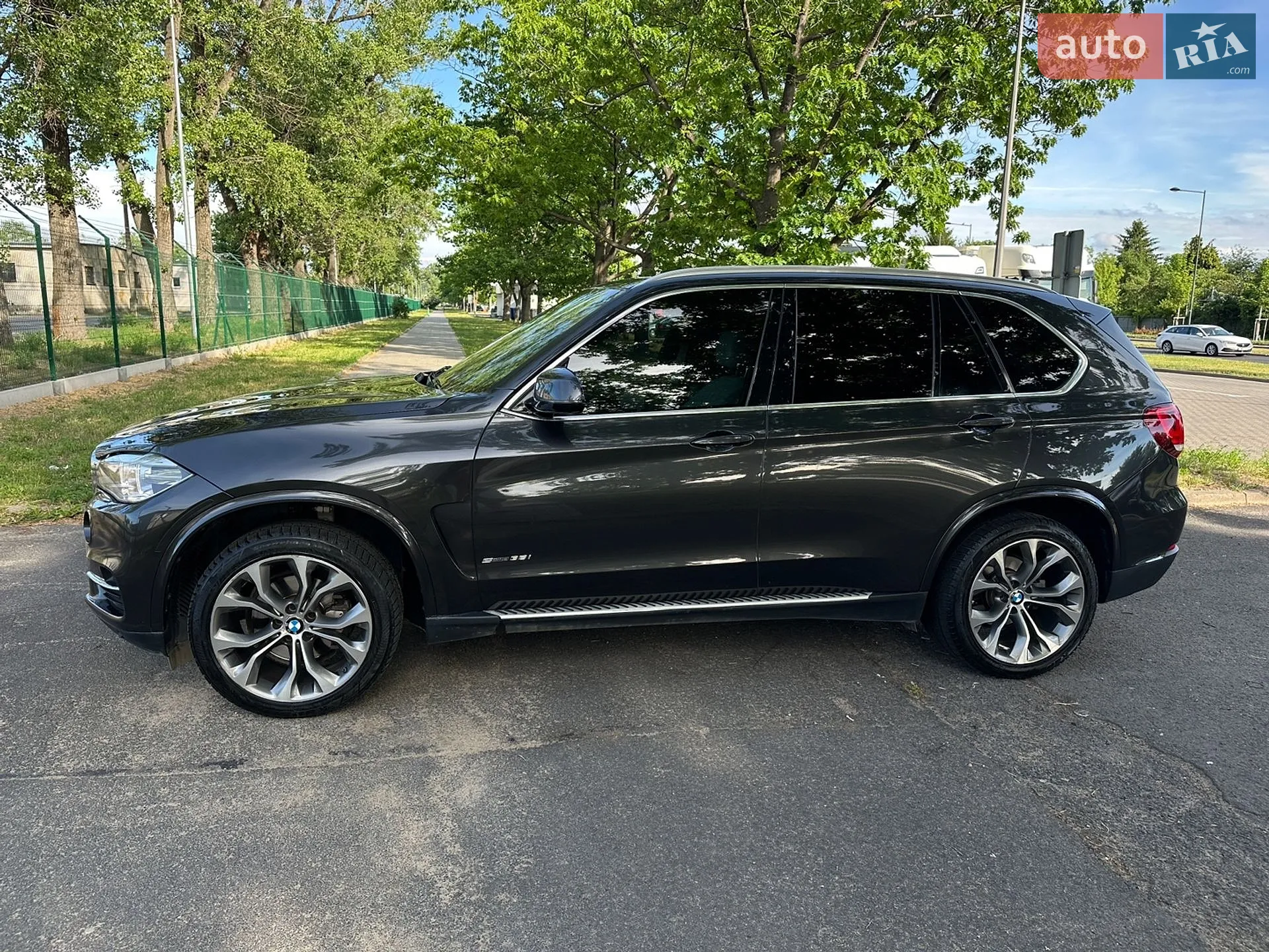 2016 BMW X5 - мініатюра 3