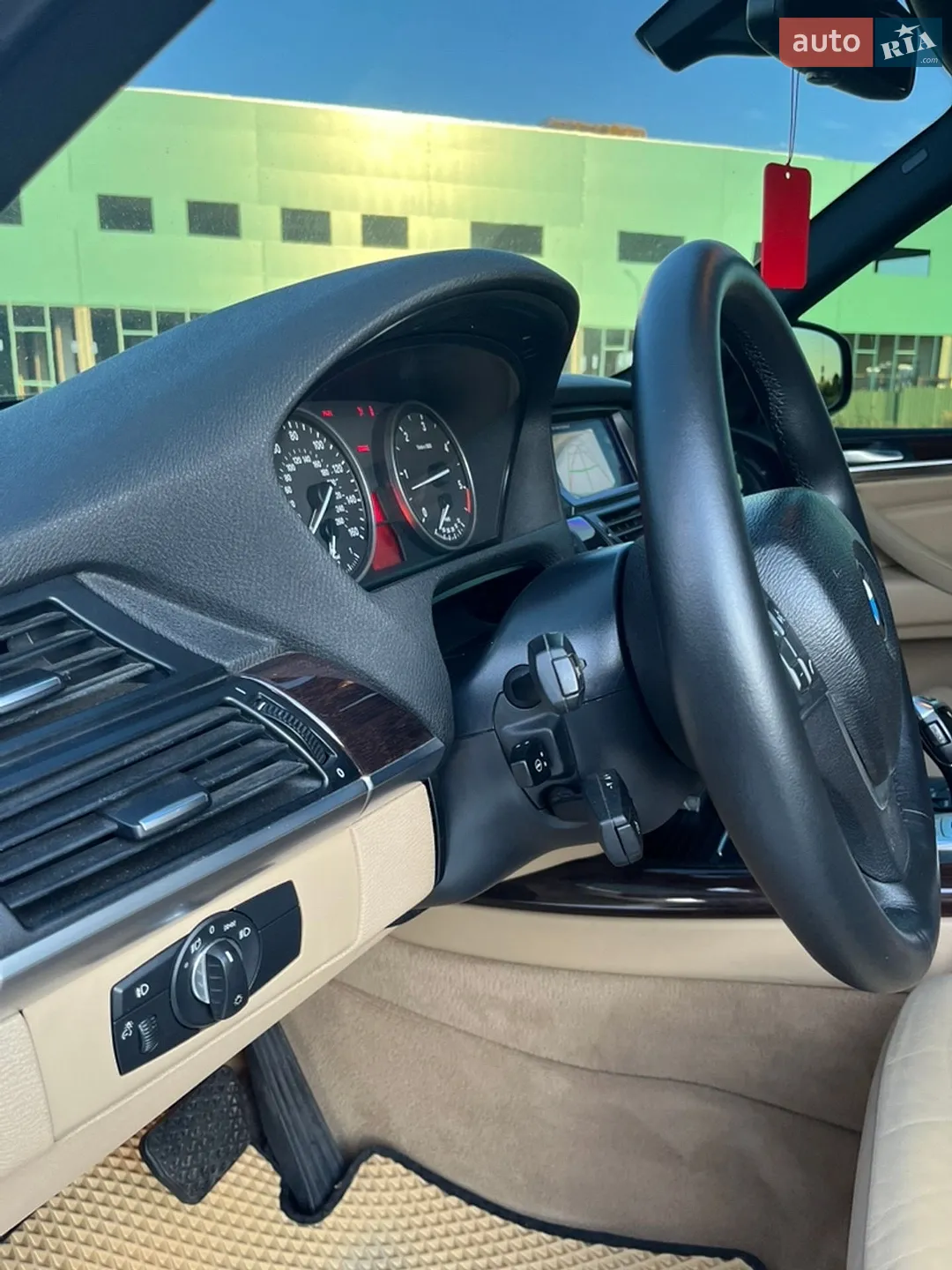 2011 BMW X5 - мініатюра 10