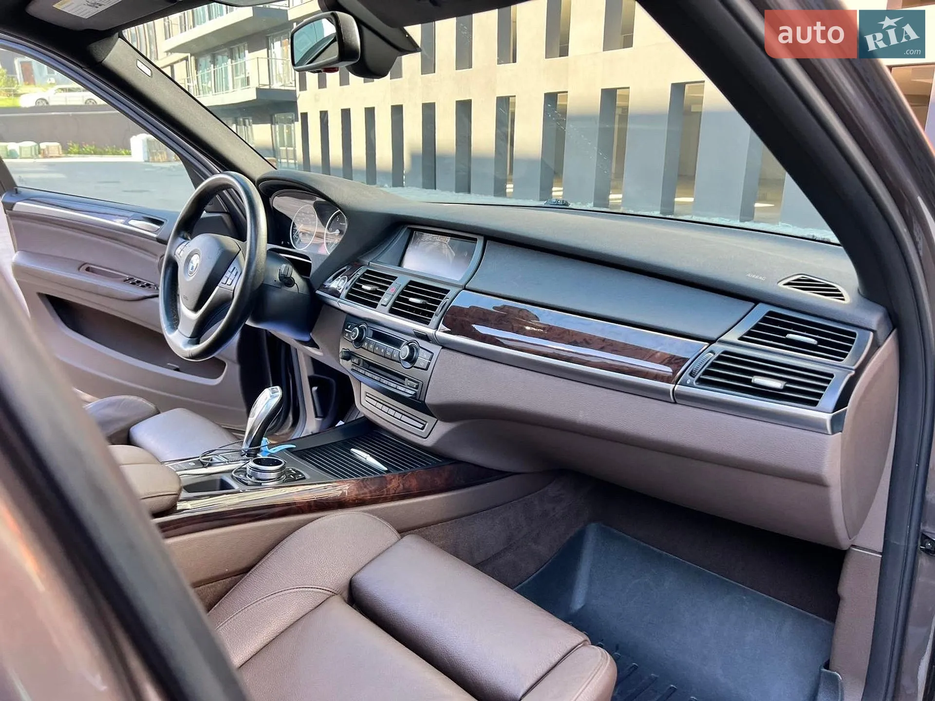 2011 BMW X5 - мініатюра 10