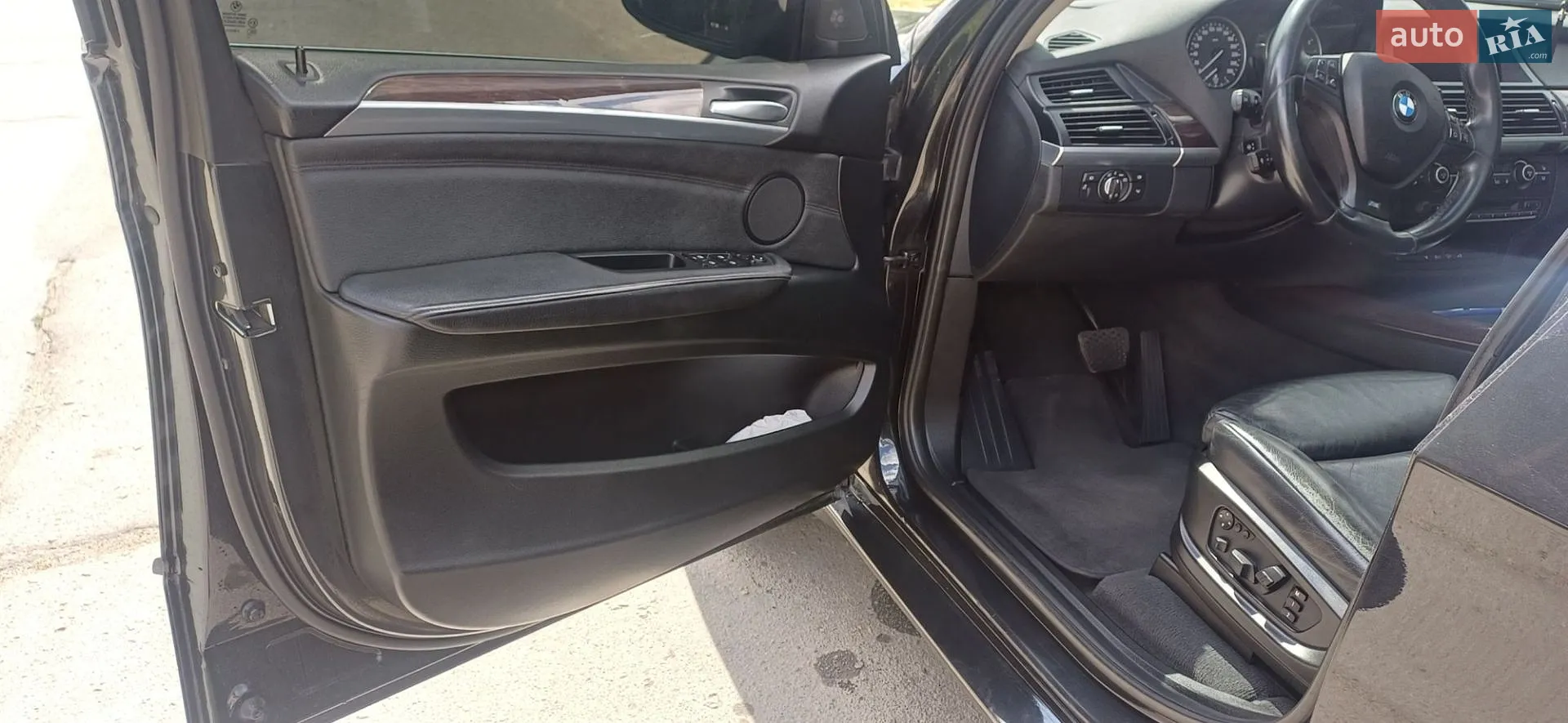 2010 BMW X5 - мініатюра 17