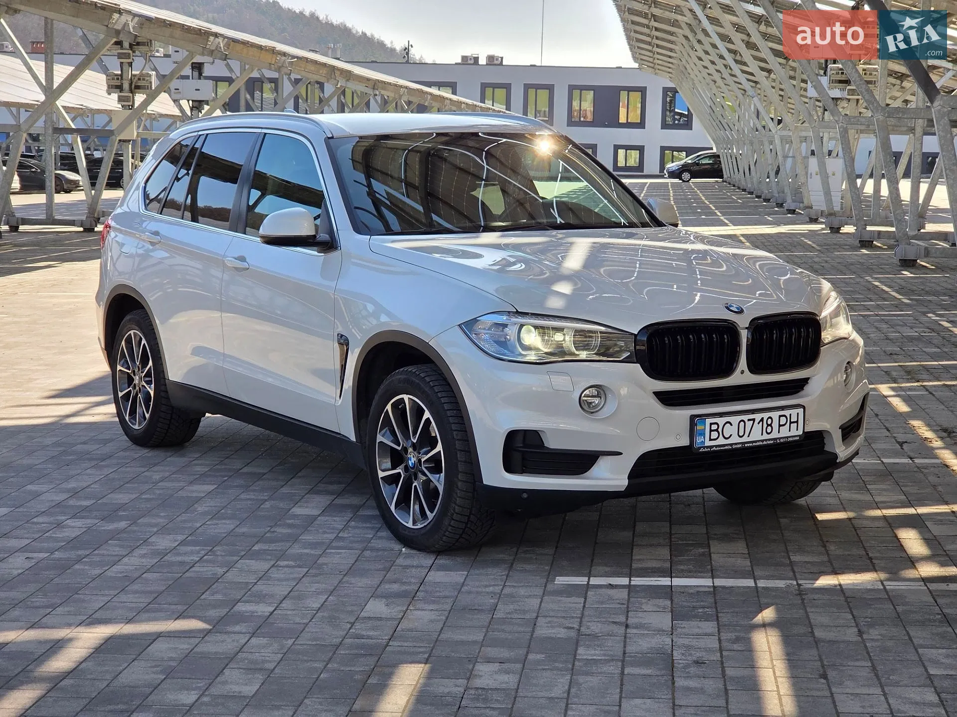 2017 BMW X5 - мініатюра 3
