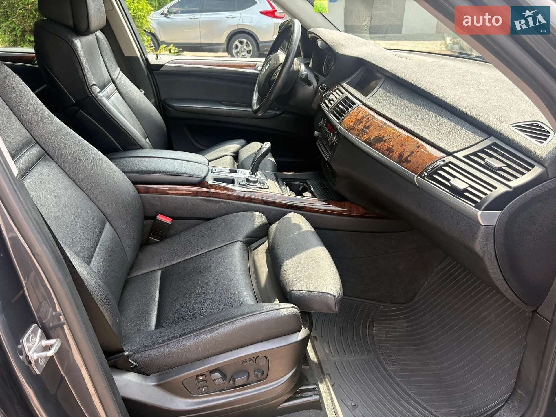 2010 BMW X5 - мініатюра 13