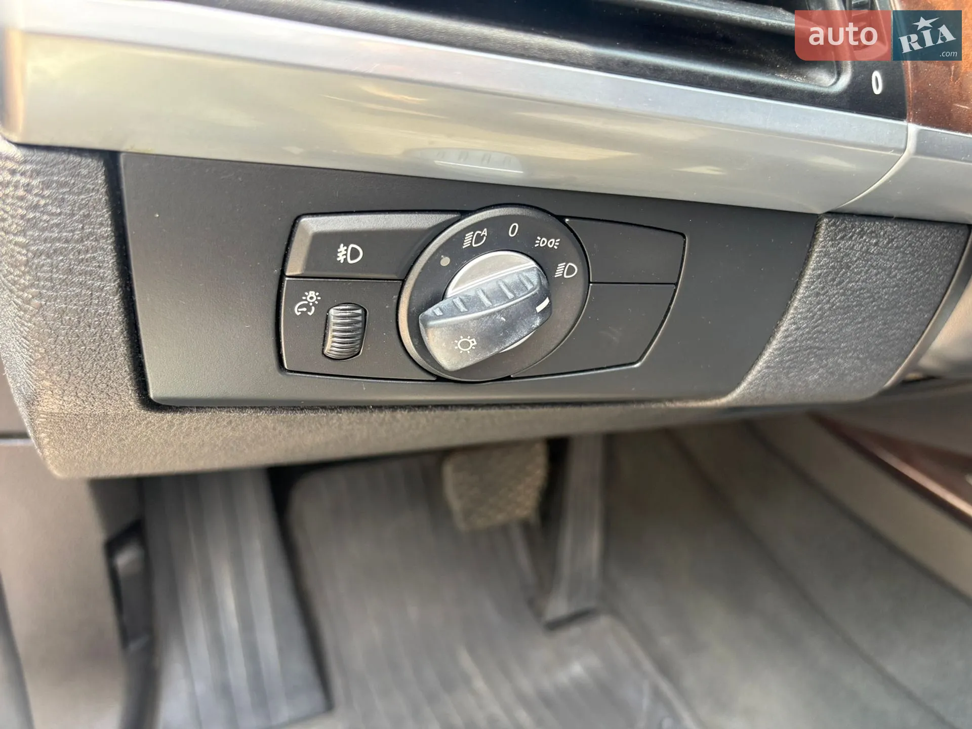 2010 BMW X5 - мініатюра 16