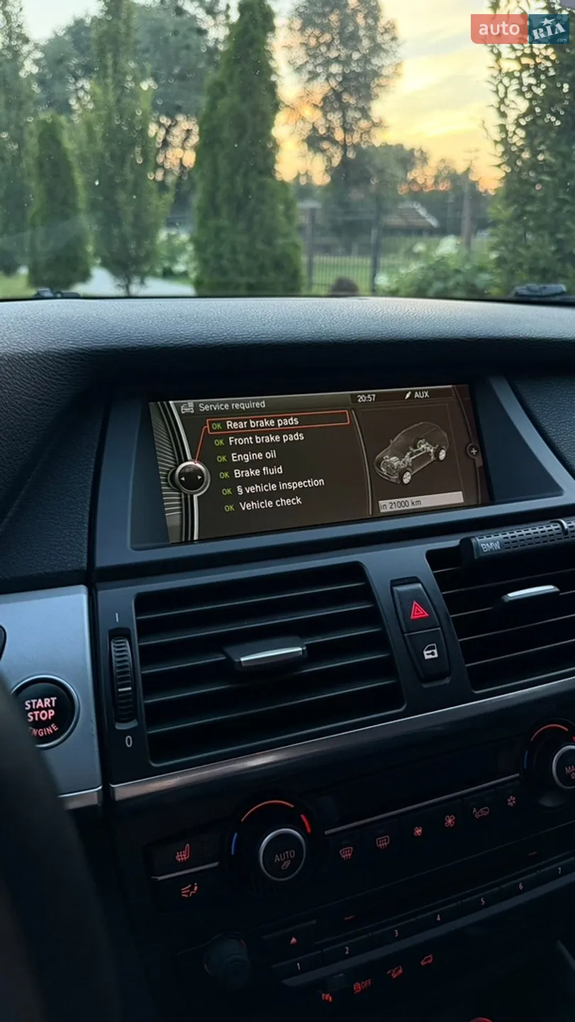 2010 BMW X5 - мініатюра 28