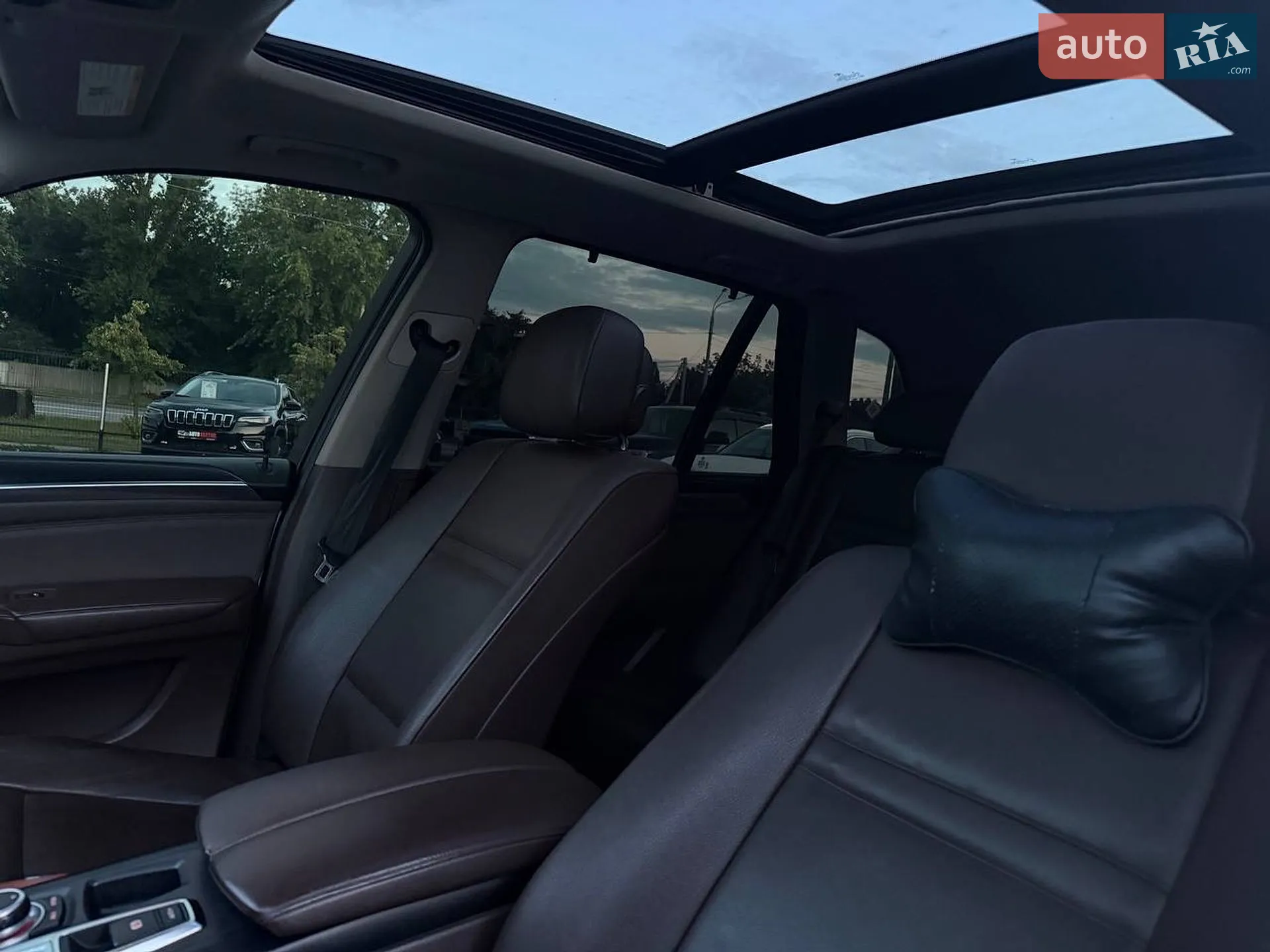 2010 BMW X5 - мініатюра 13