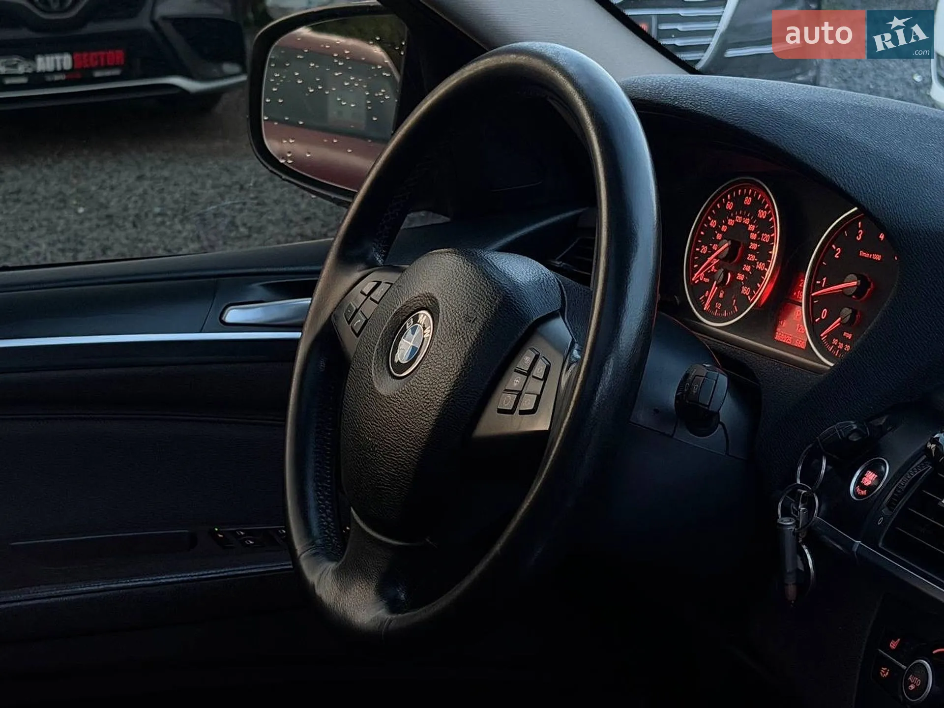 2010 BMW X5 - мініатюра 25