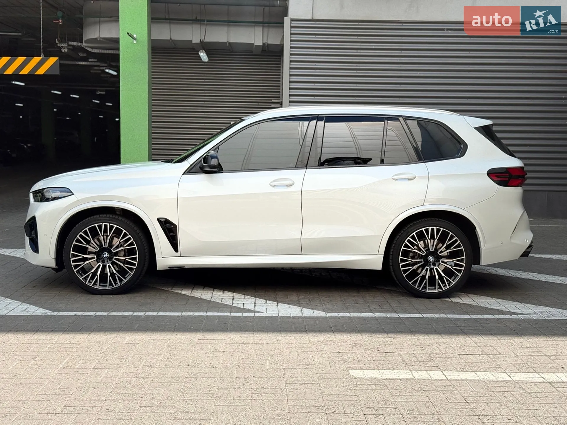 2023 BMW X5 - мініатюра 4
