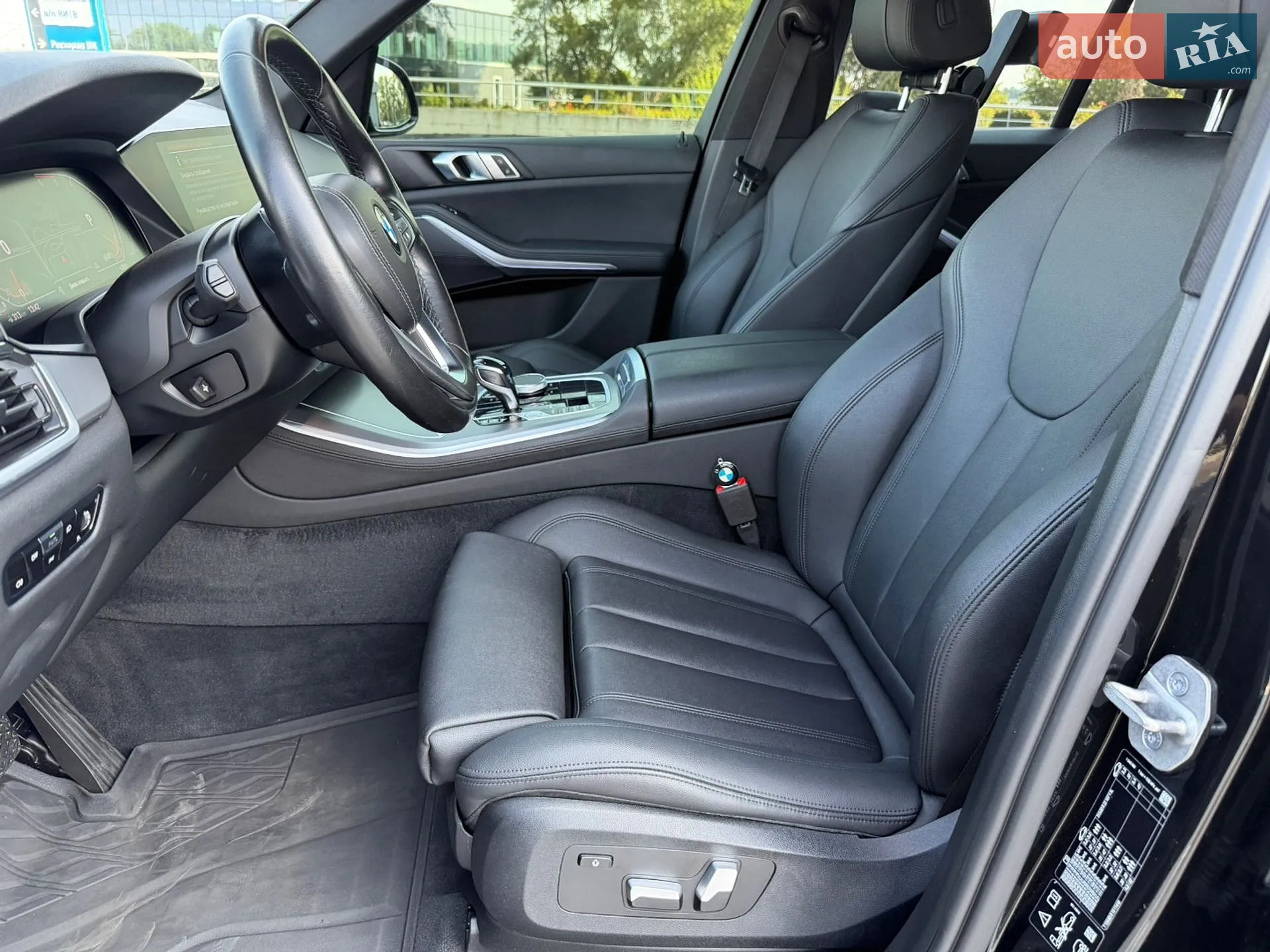 2021 BMW X5 - мініатюра 34