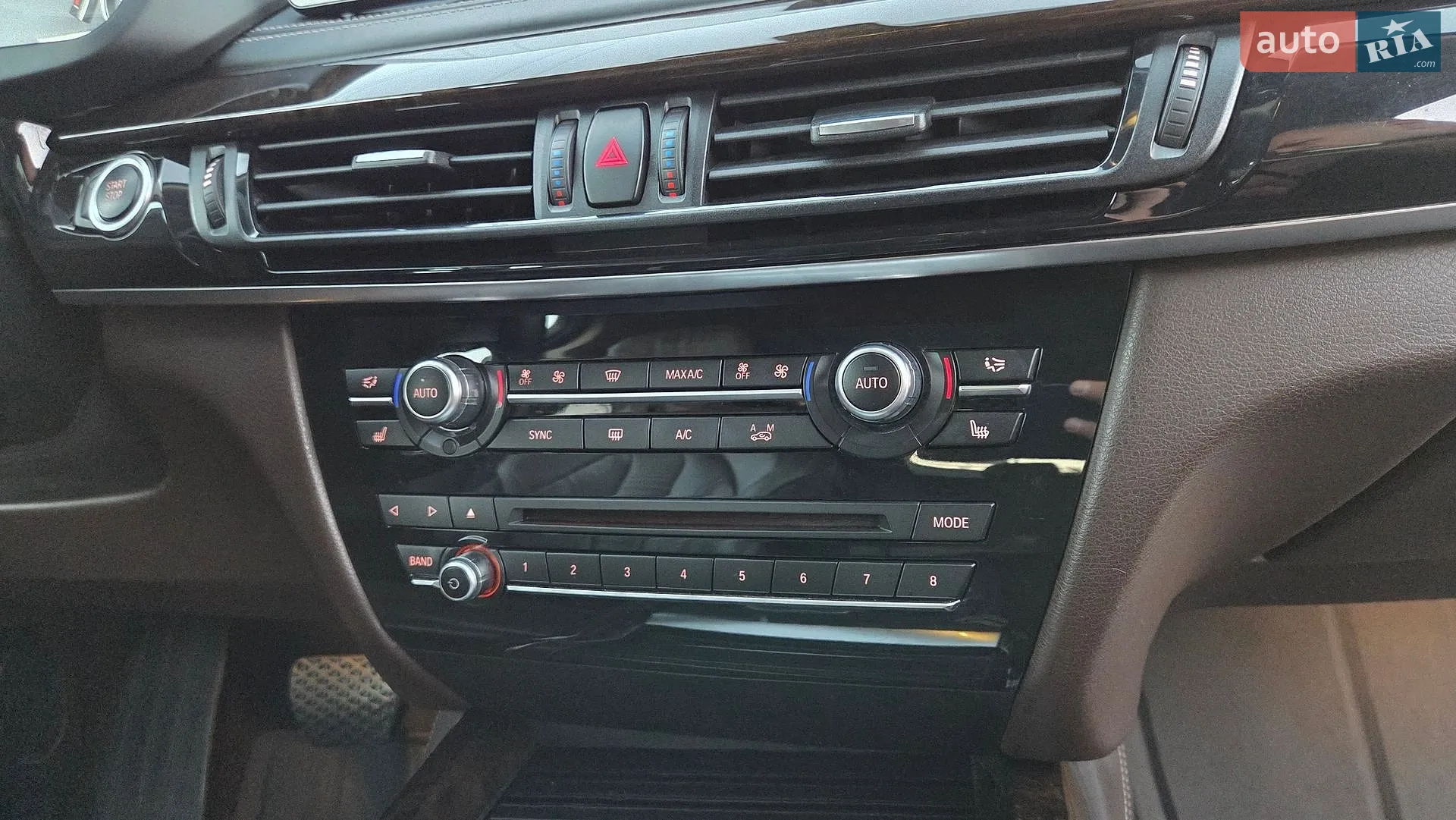 2015 BMW X5 - мініатюра 63