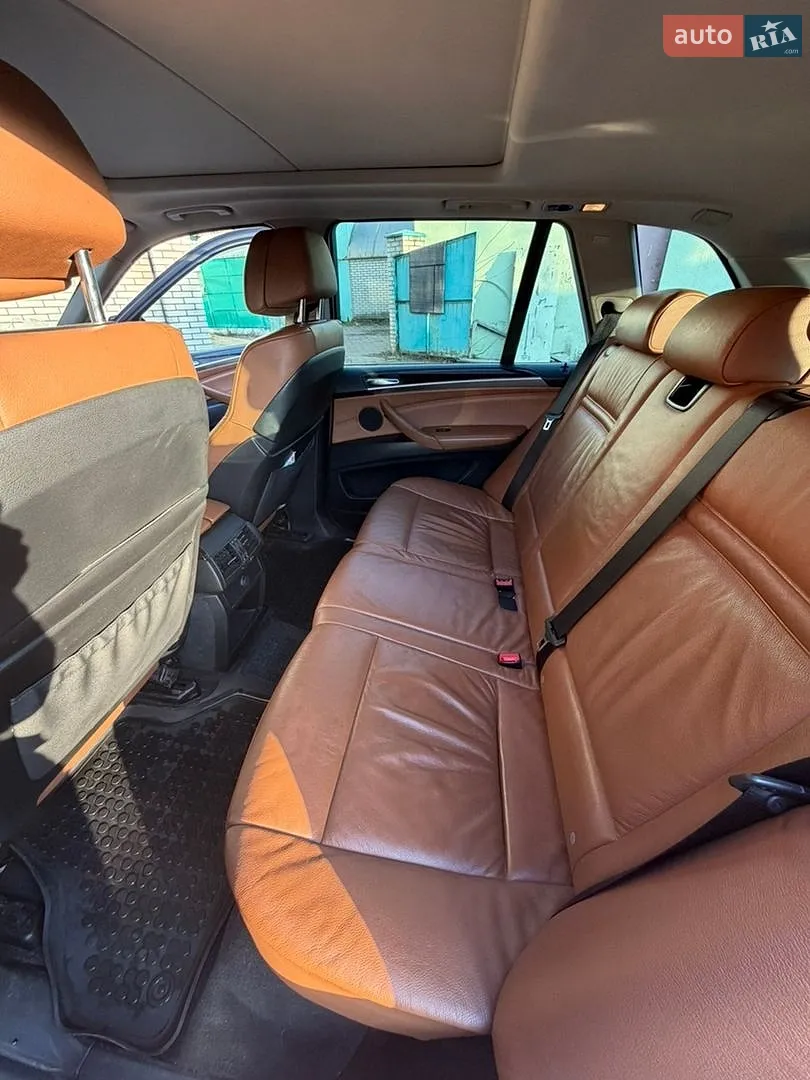 2010 BMW X5 - мініатюра 17