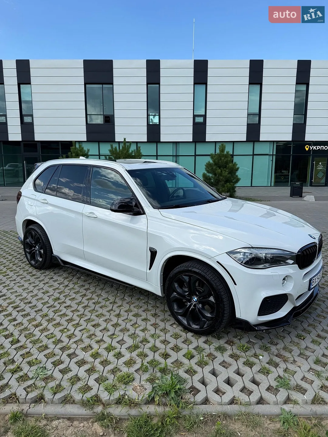 2016 BMW X5 - мініатюра 4