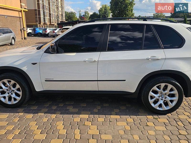 Внедорожник / Кроссовер BMW X5 2011 в Виннице