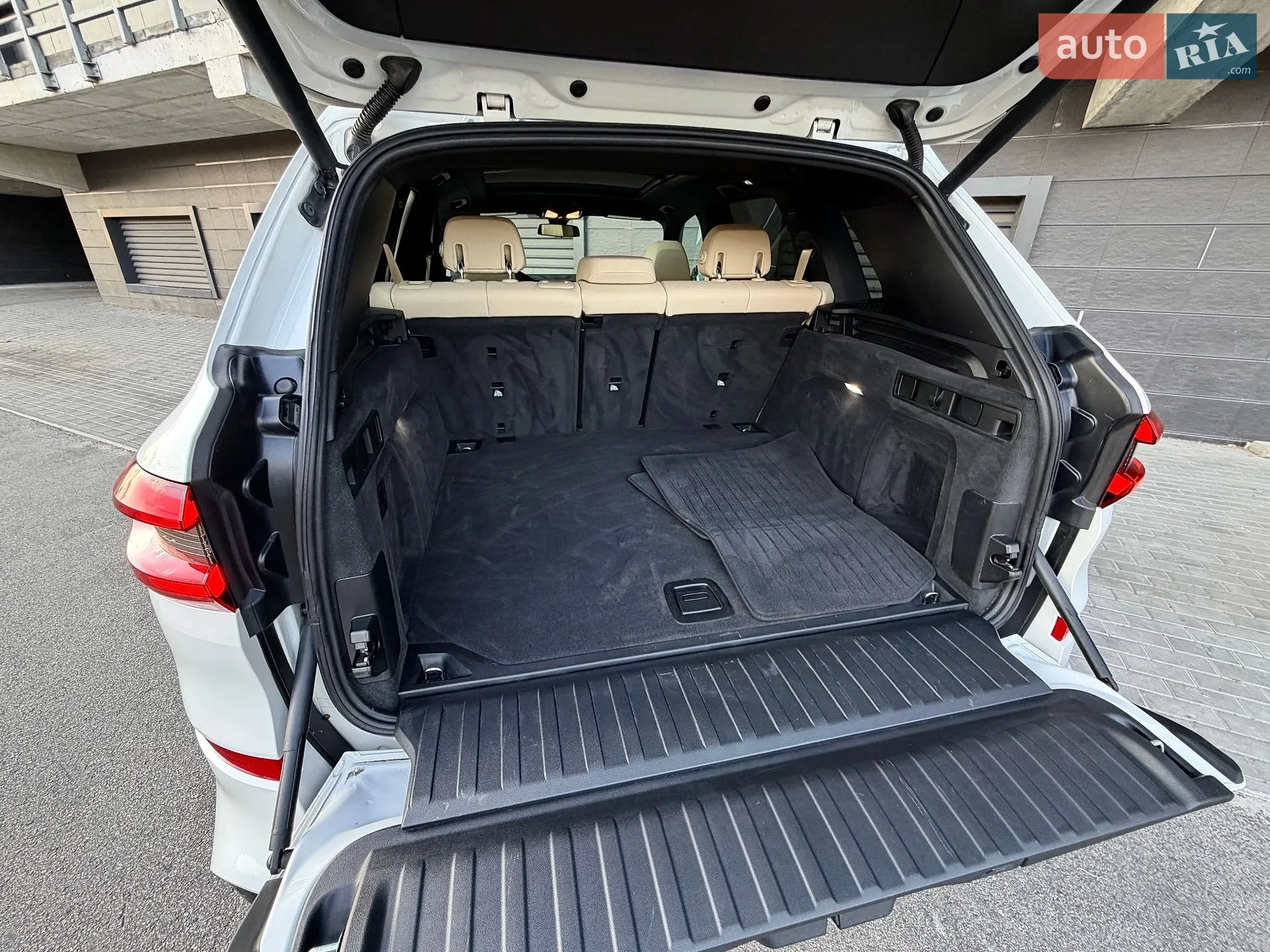 2019 BMW X5 - мініатюра 57
