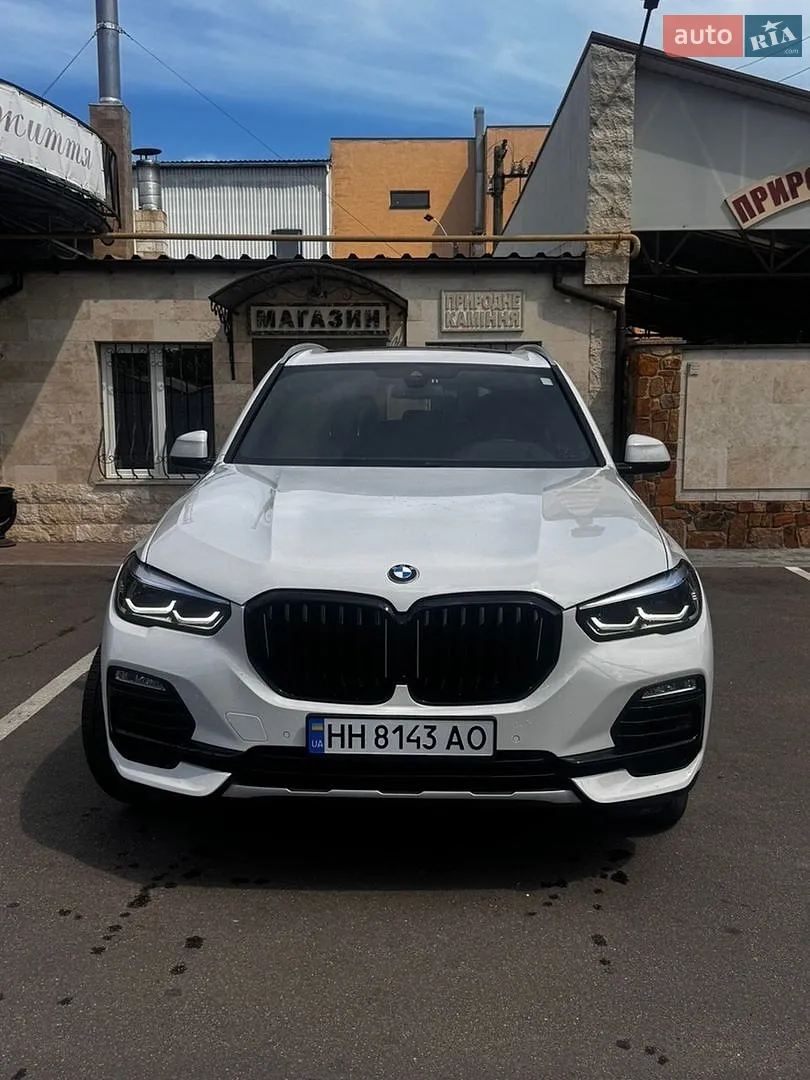 2019 BMW X5 - фото 1