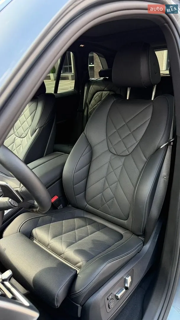 2025 BMW X5 - мініатюра 38