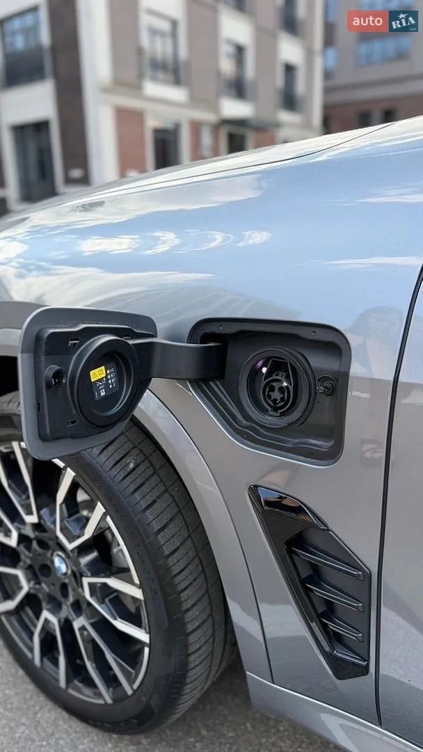 2025 BMW X5 - мініатюра 47