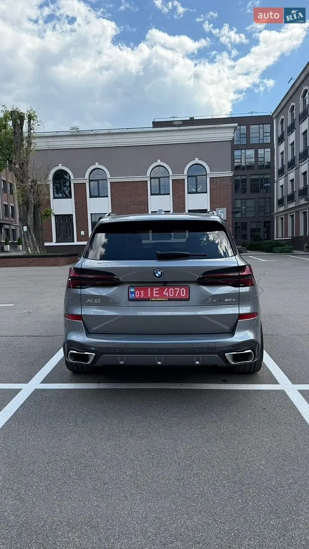 2025 BMW X5 - мініатюра 17