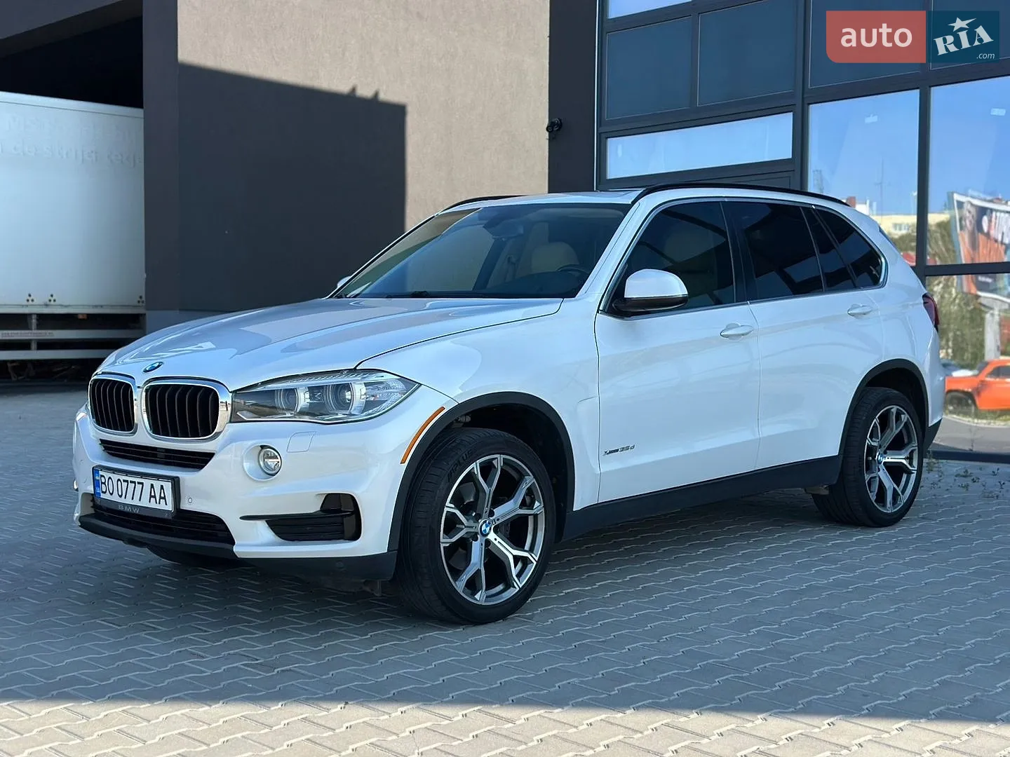 2014 BMW X5 - мініатюра 15