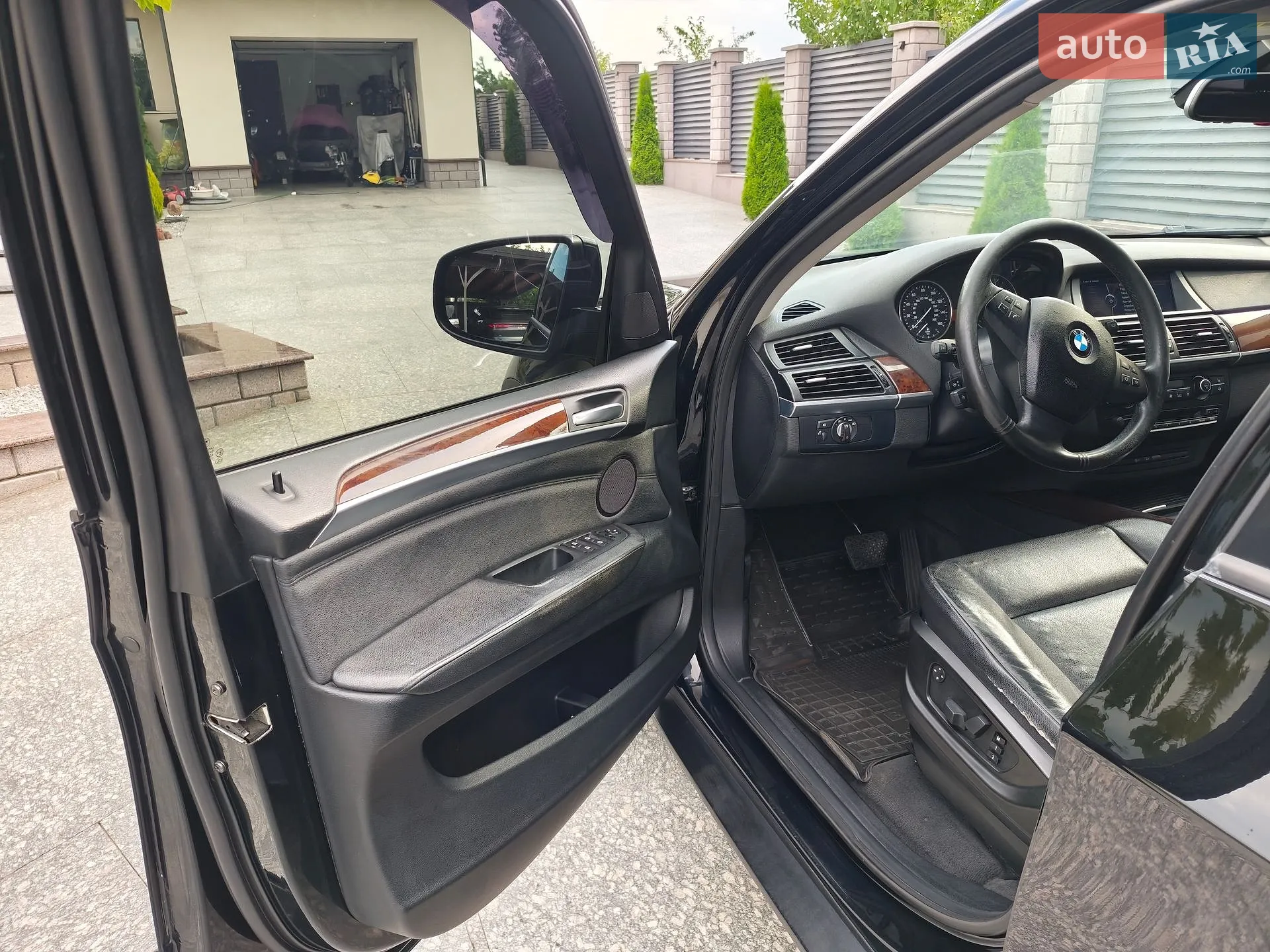2010 BMW X5 - мініатюра 9