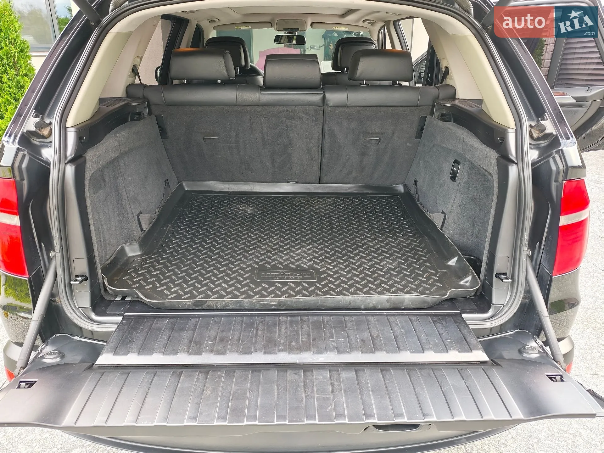 2010 BMW X5 - мініатюра 14