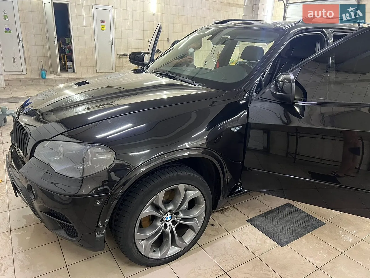2011 BMW X5 - мініатюра 10