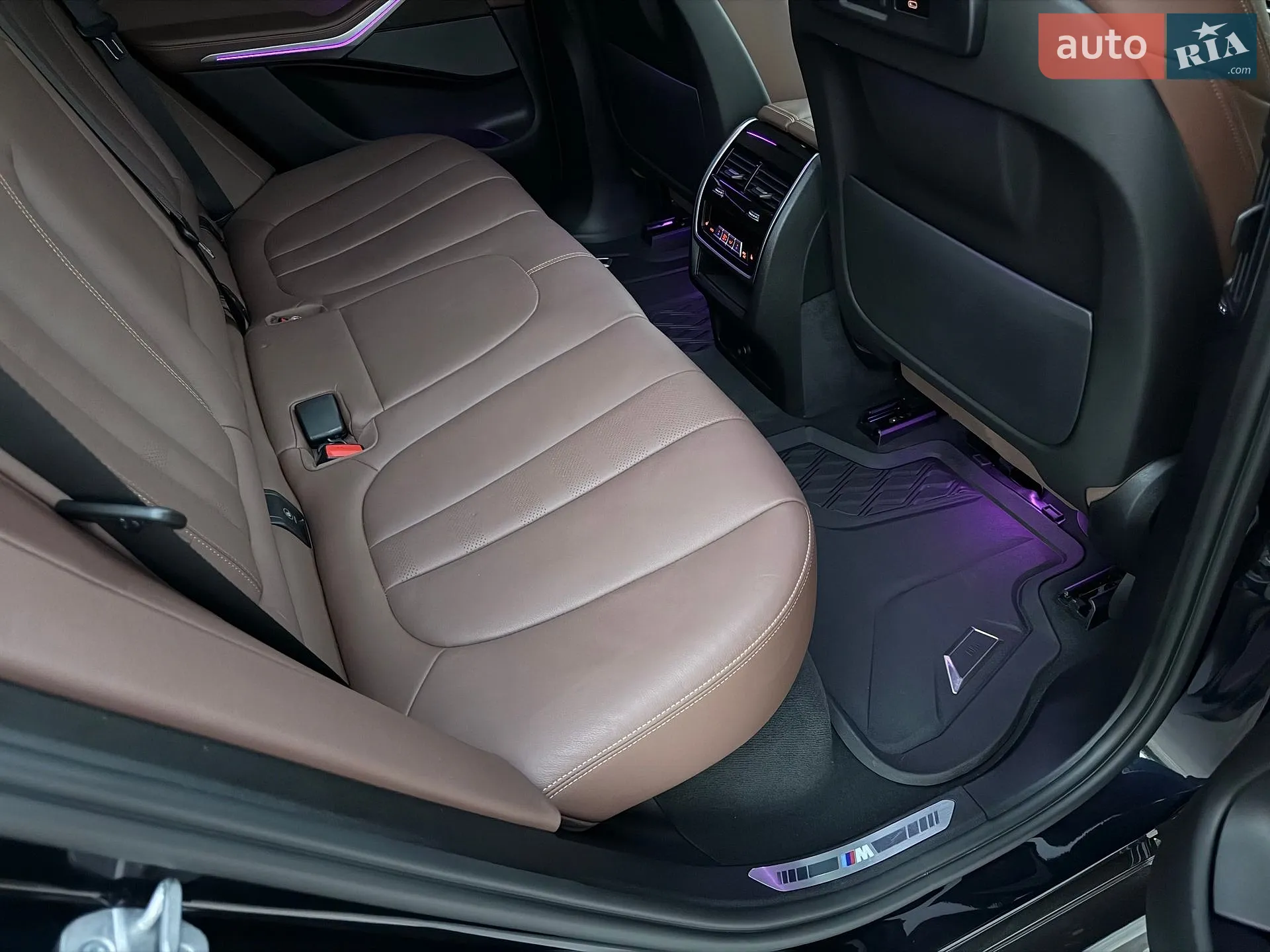 2021 BMW X5 - мініатюра 84