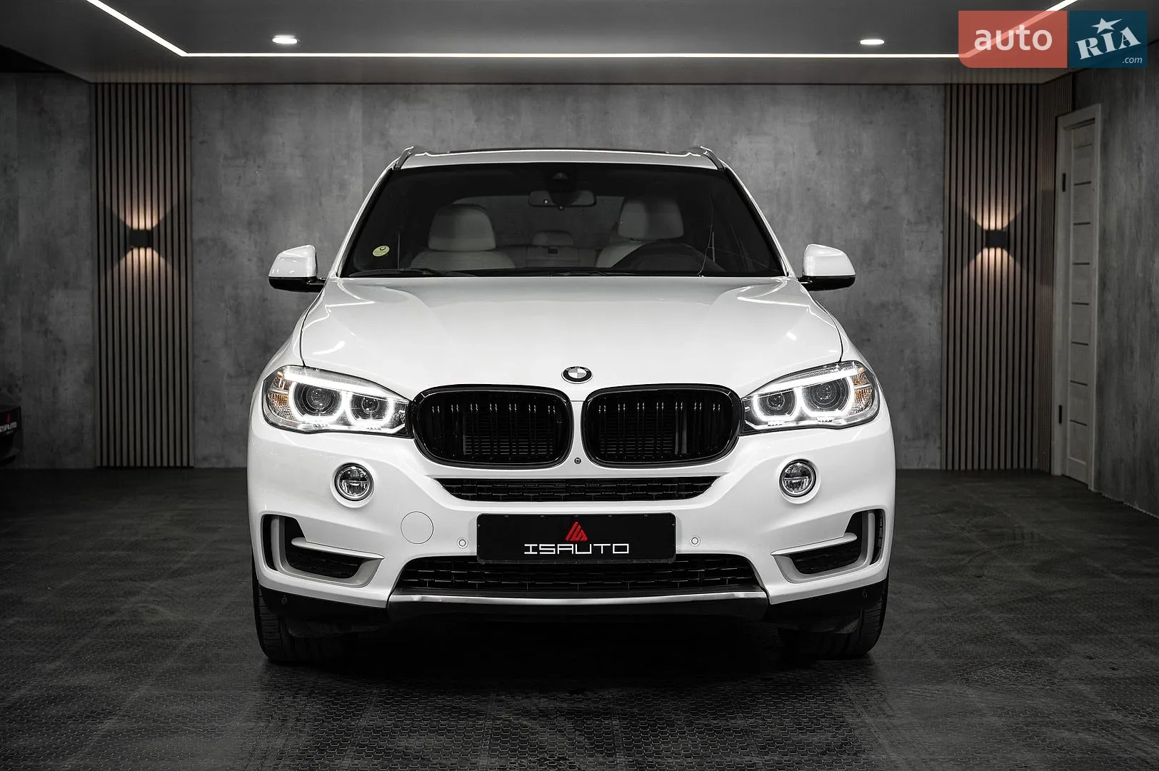 2017 BMW X5 - мініатюра 2