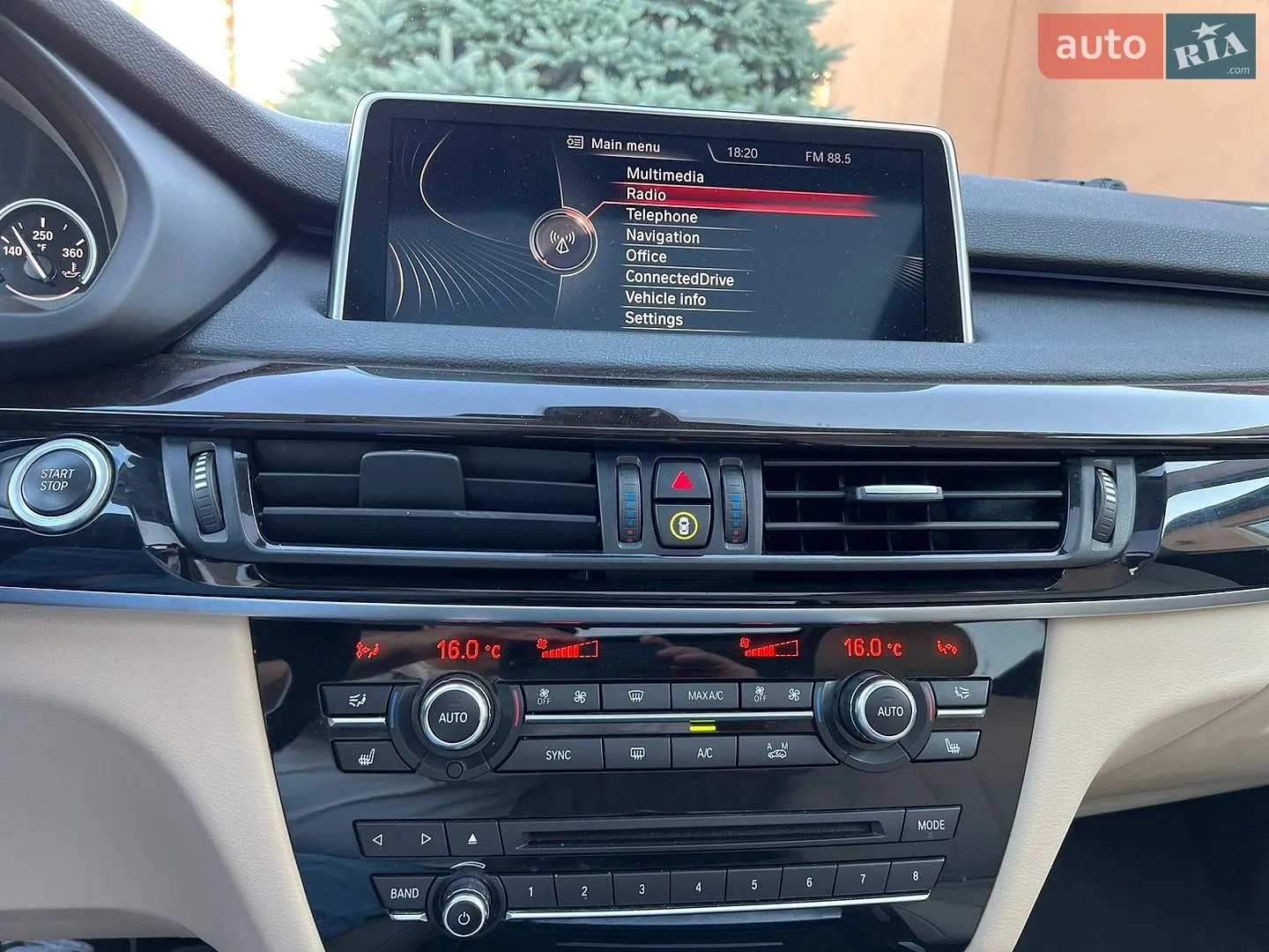 2015 BMW X5 - мініатюра 41