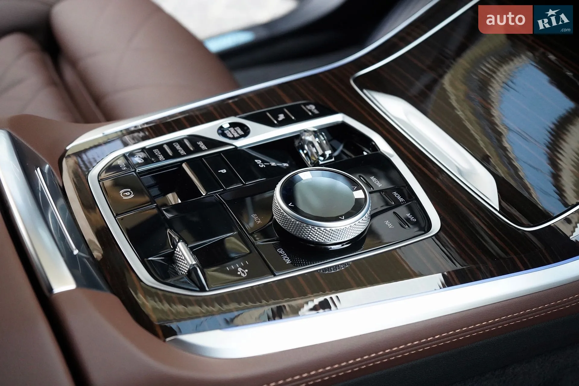 2025 BMW X5 - мініатюра 48