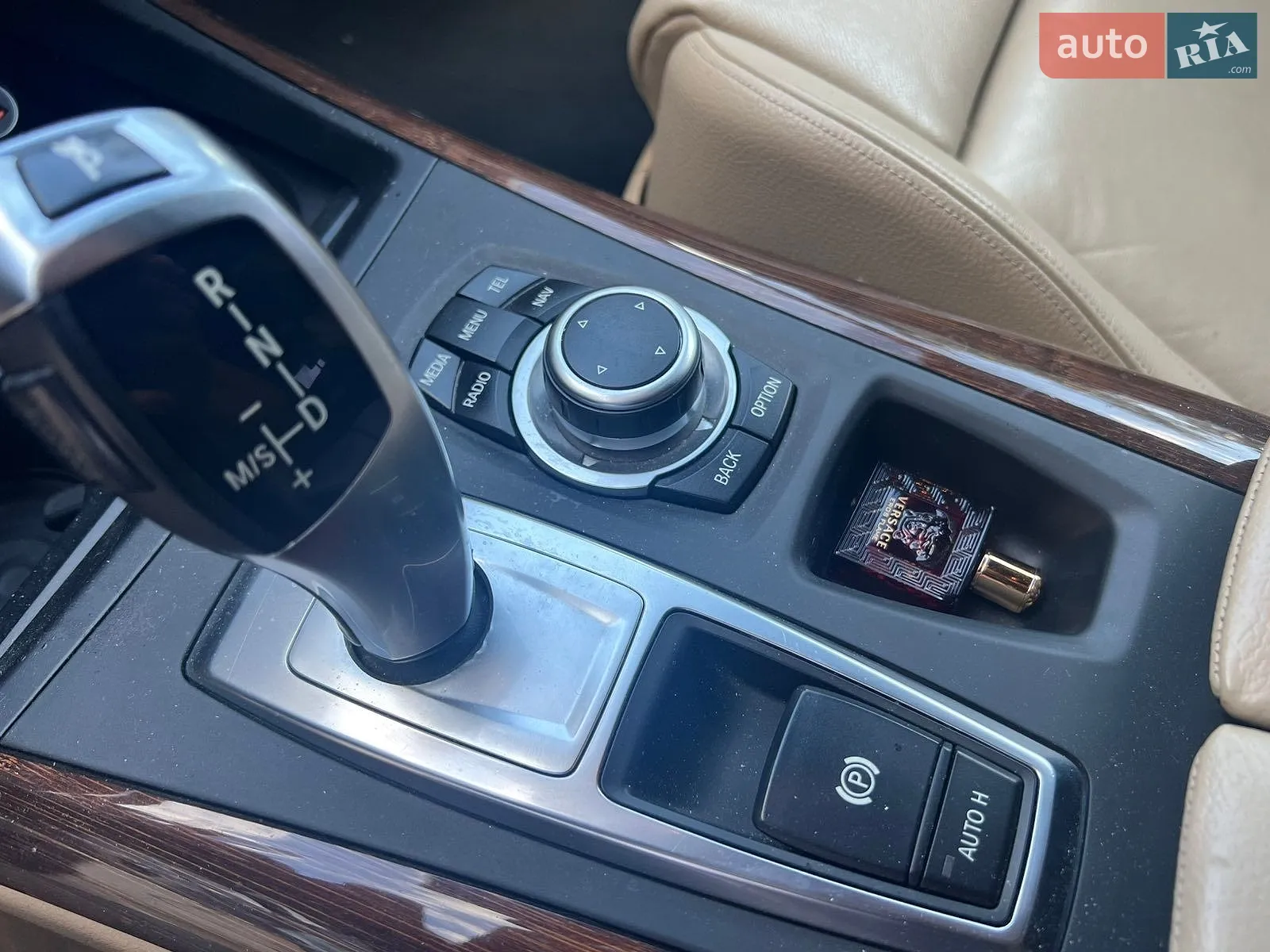 2011 BMW X5 - мініатюра 20
