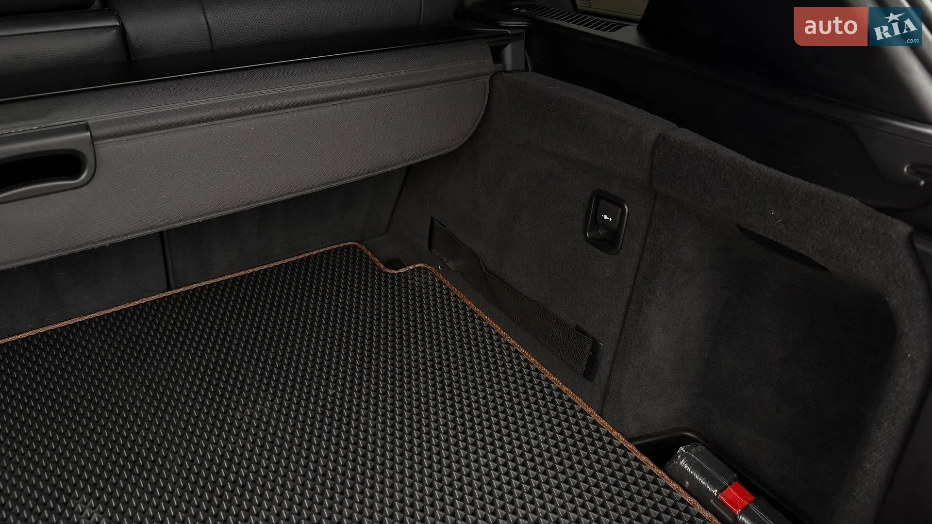 2011 BMW X5 - мініатюра 14