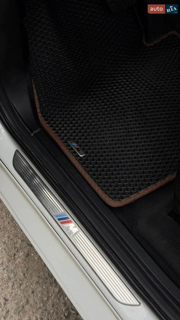 2011 BMW X5 - мініатюра 43