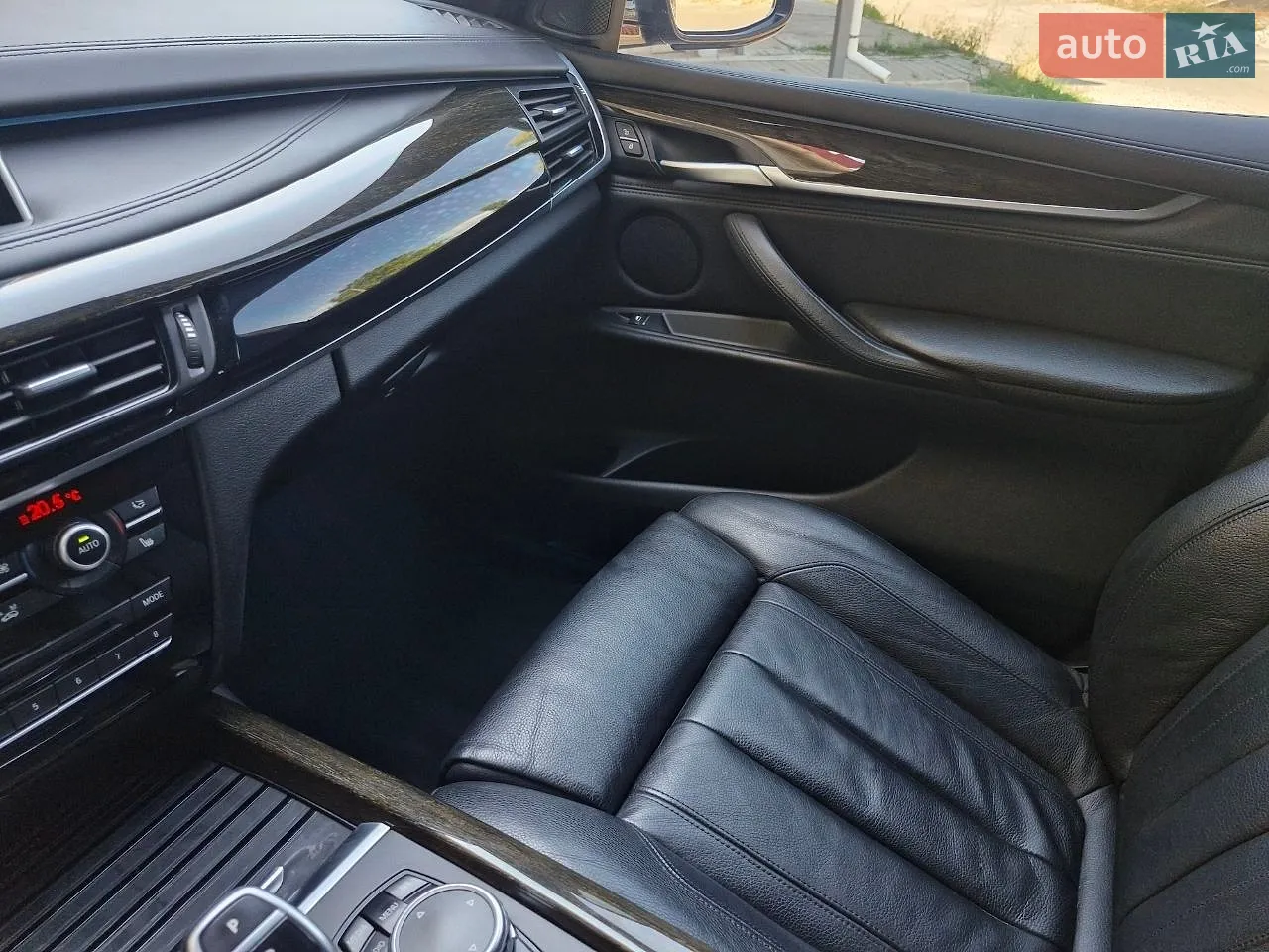 2015 BMW X5 - мініатюра 28