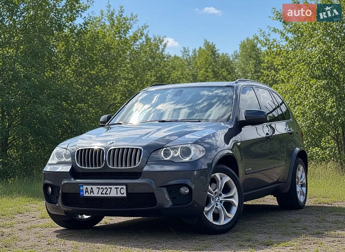 2016 Kia Carnival - мініатюра 24