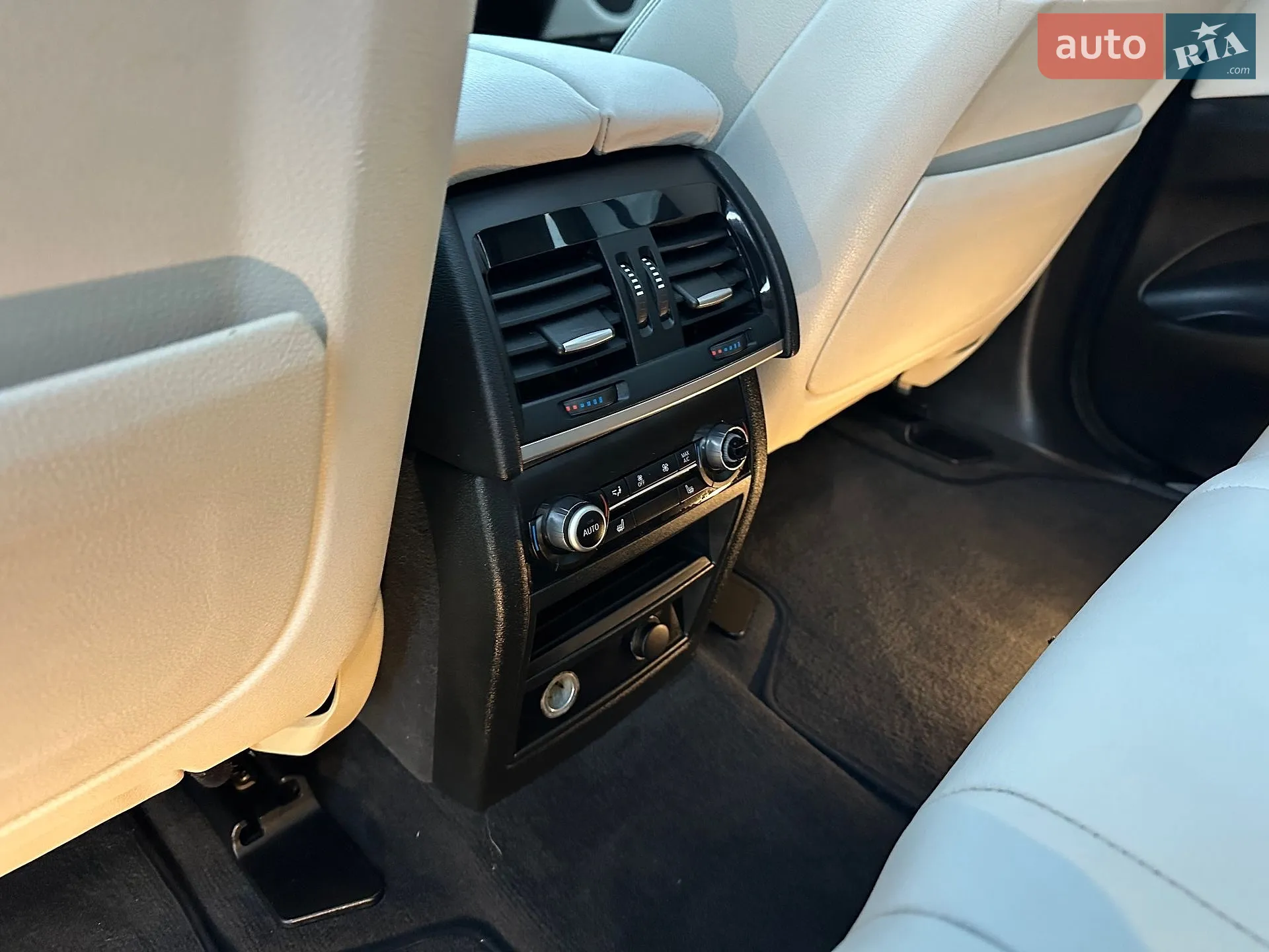 2015 BMW X5 - мініатюра 54