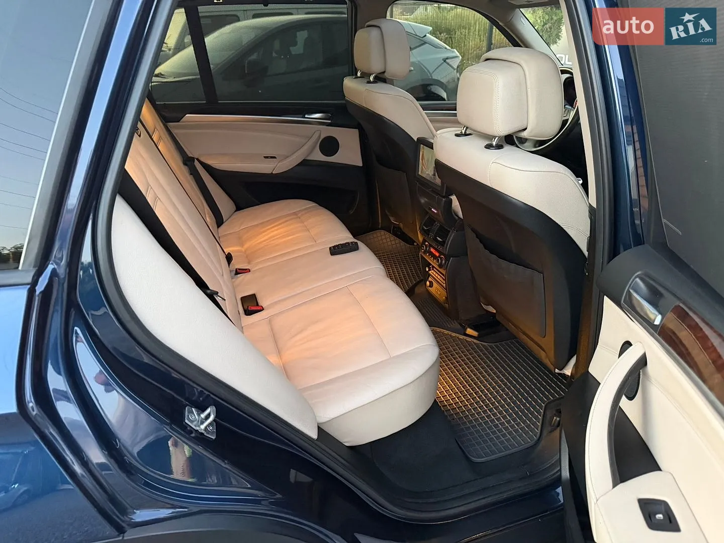 2011 BMW X5 - мініатюра 79
