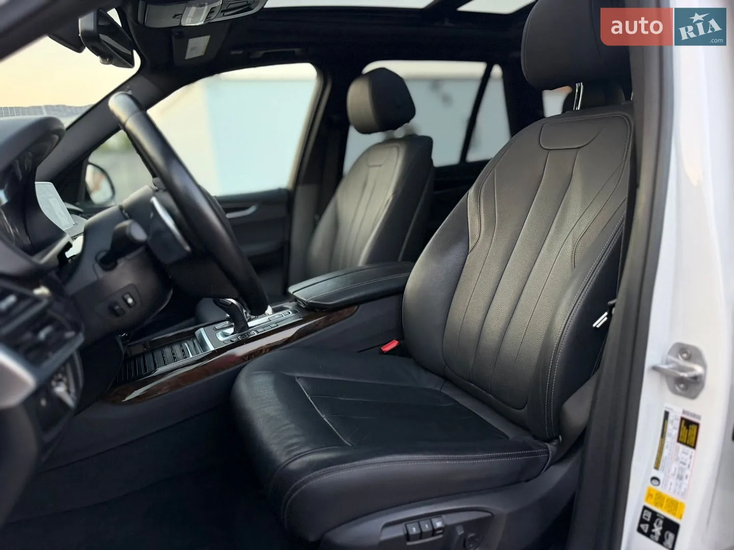 2017 BMW X5 - мініатюра 15